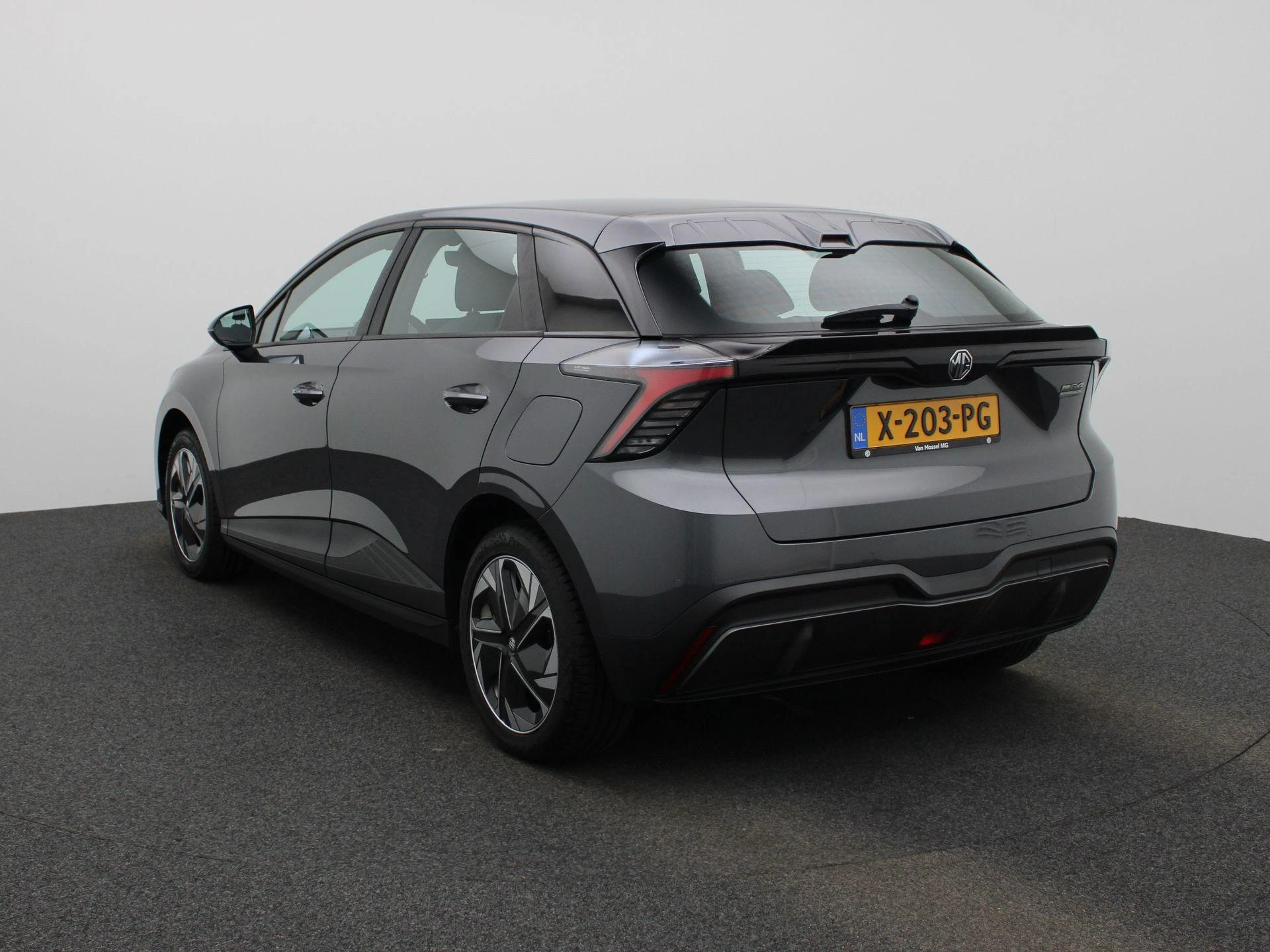 MG-MG4 EV-image-2