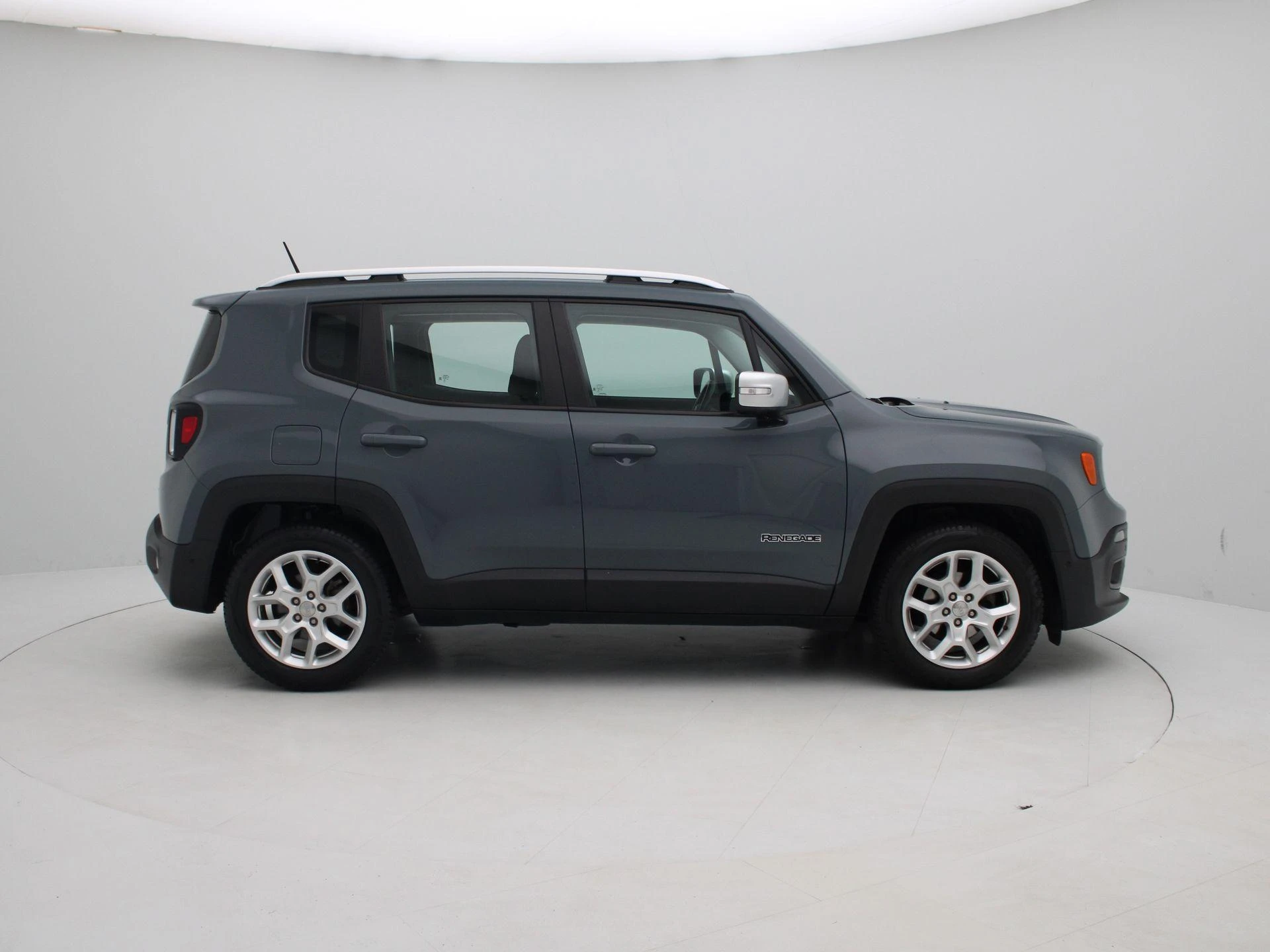 Jeep-Renegade-image-5