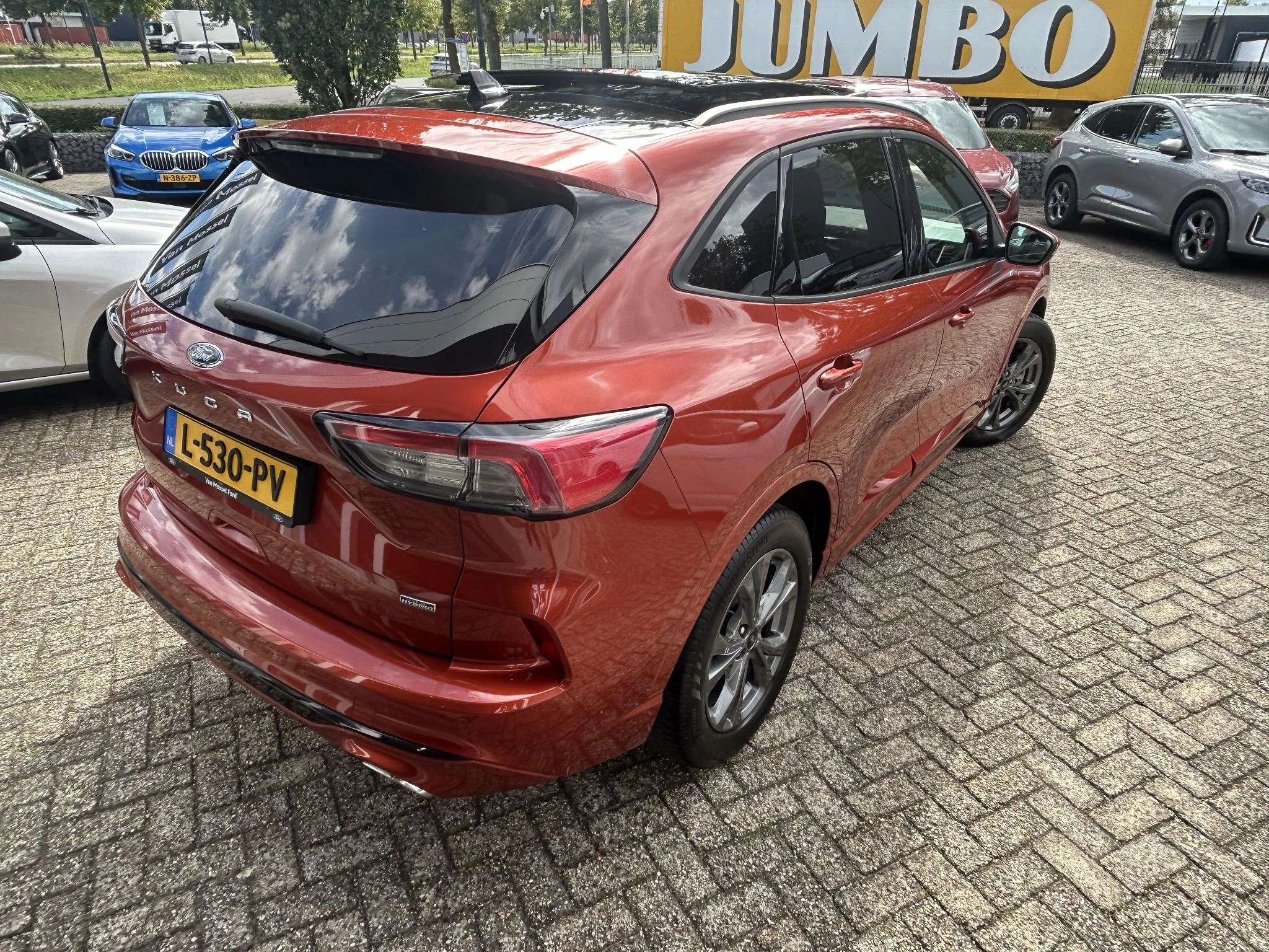 Ford-Kuga-image-4