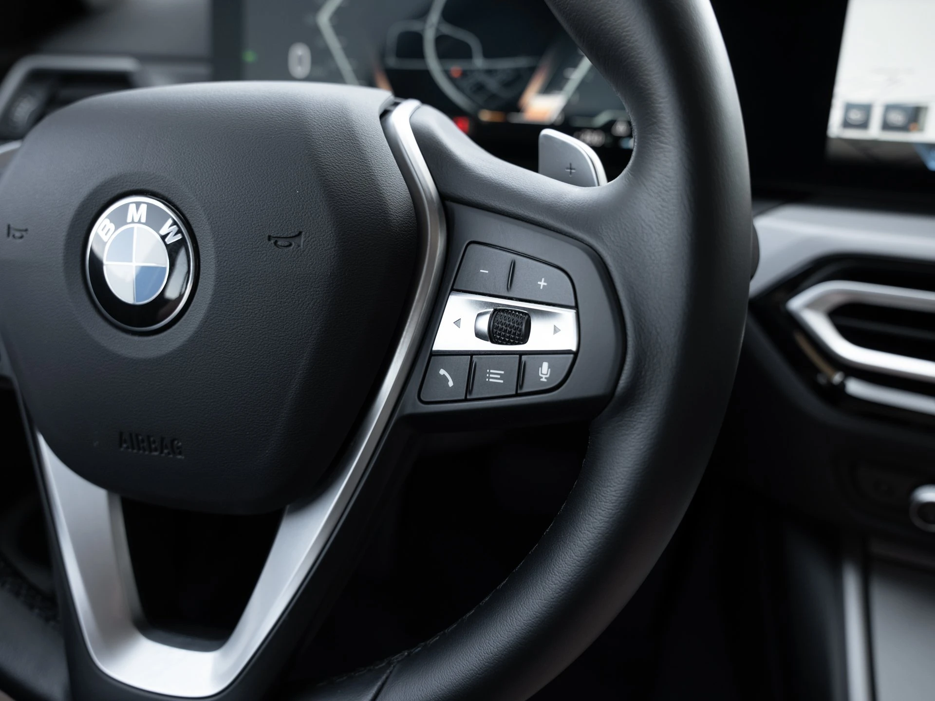 BMW-3er Reihe-image-24