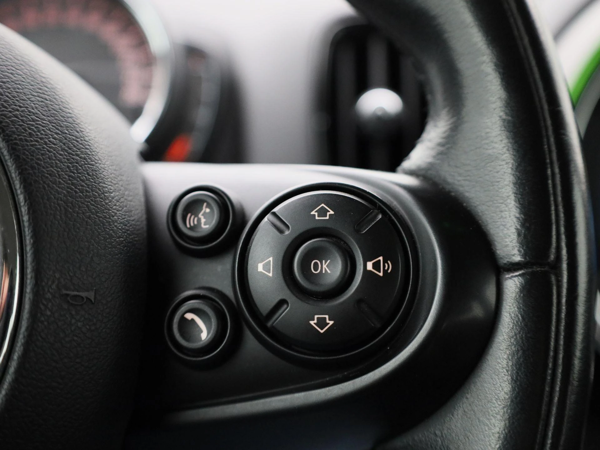 MINI-Countryman-image-23
