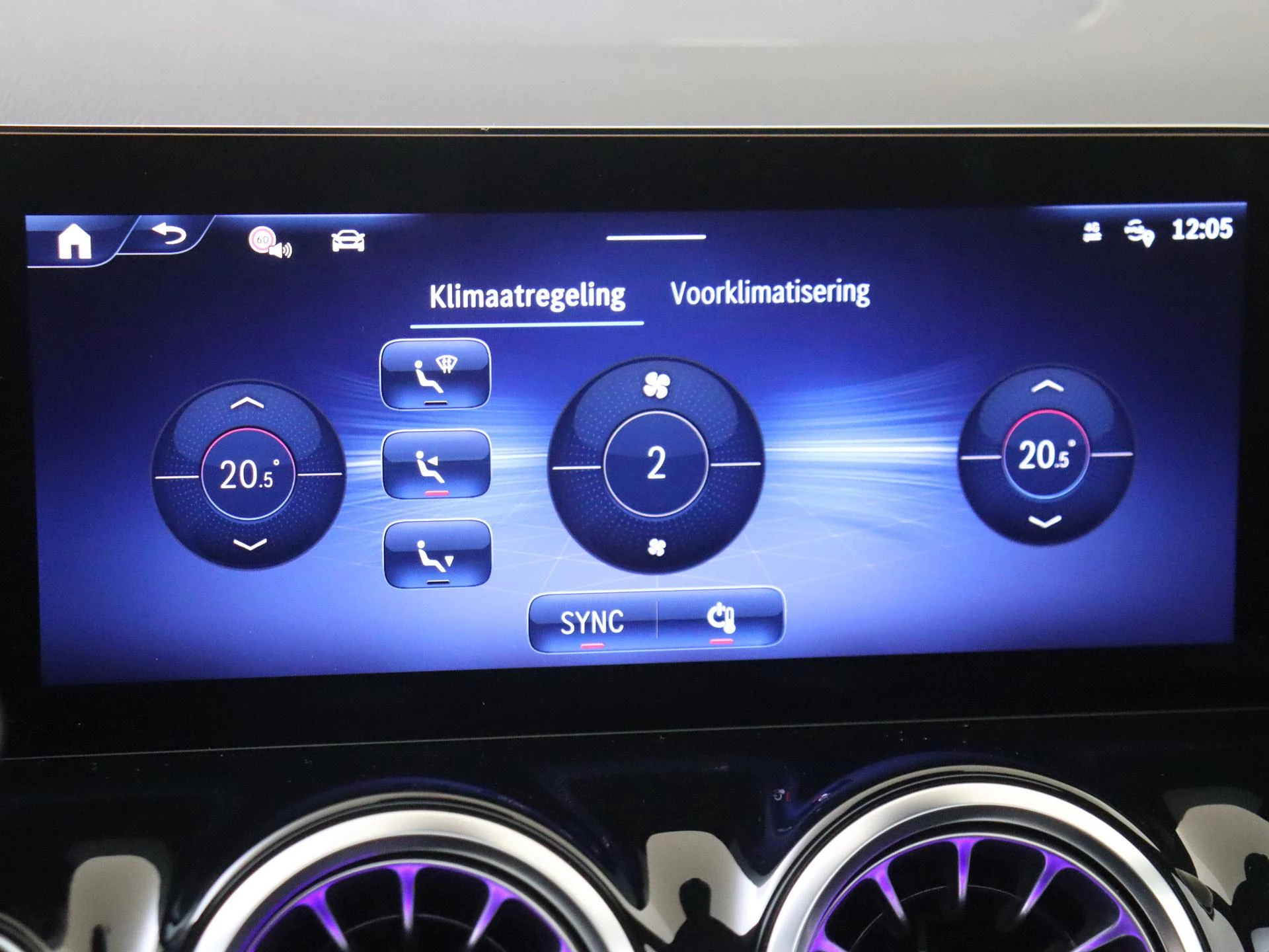 Mercedes-Benz-B-Klasse-image-17