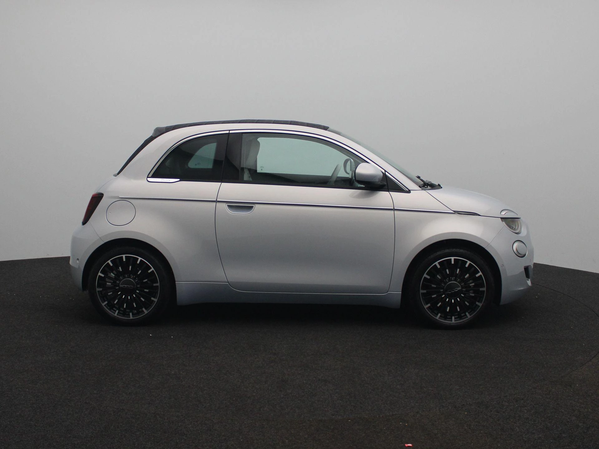 Fiat-500C-image-5
