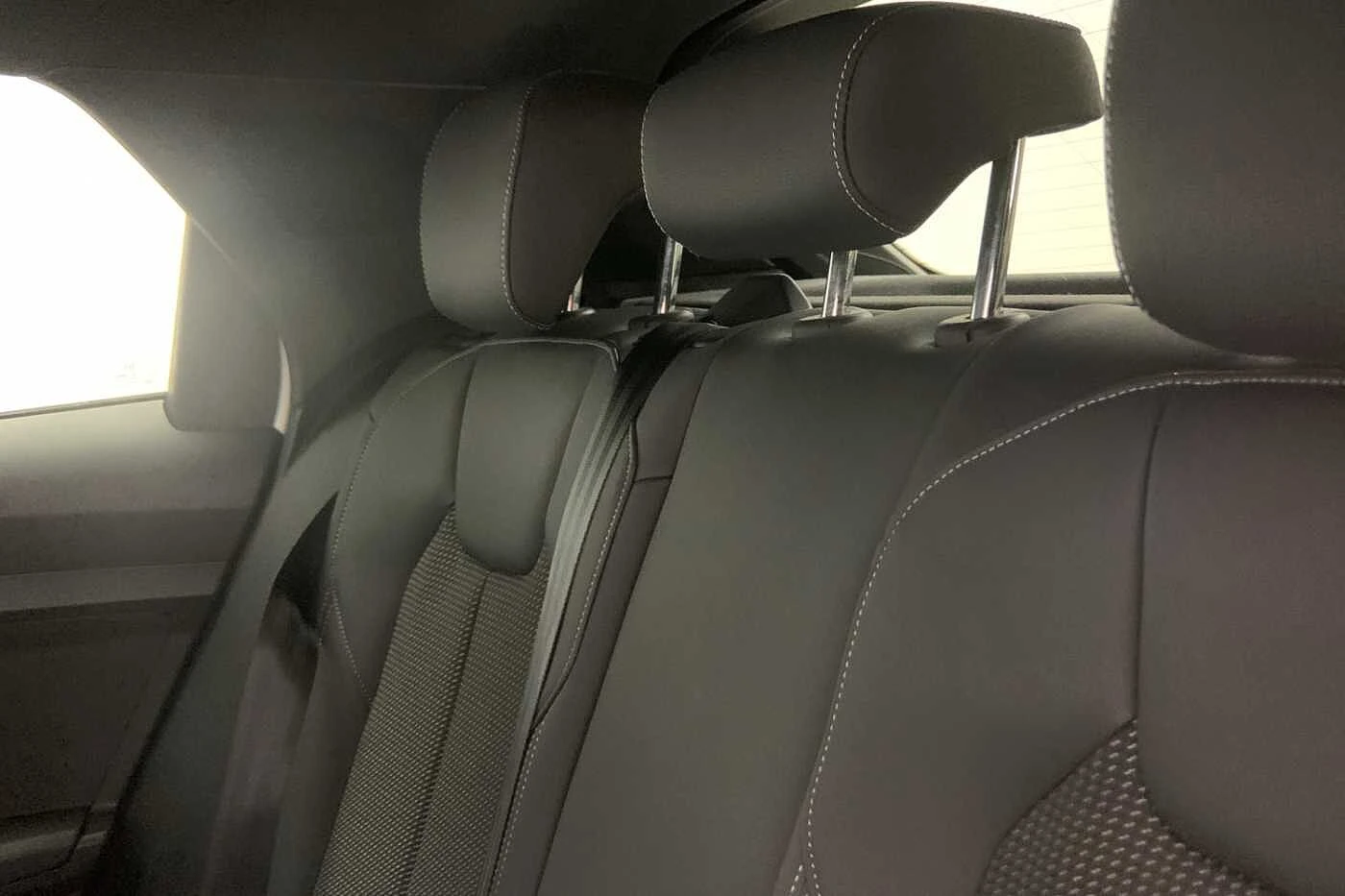Audi-A1 Sportback-image-9
