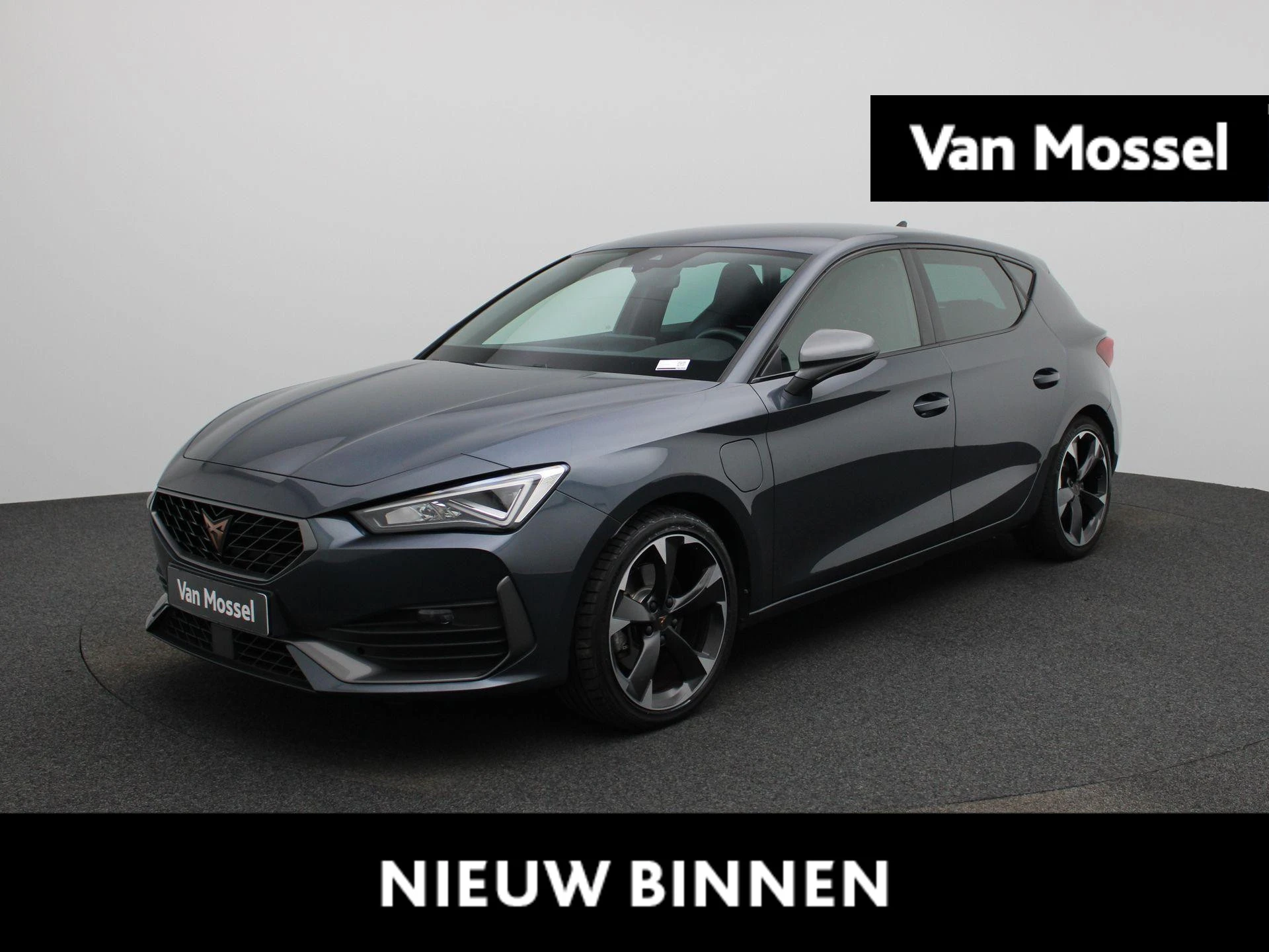 CUPRA-Leon-image-0