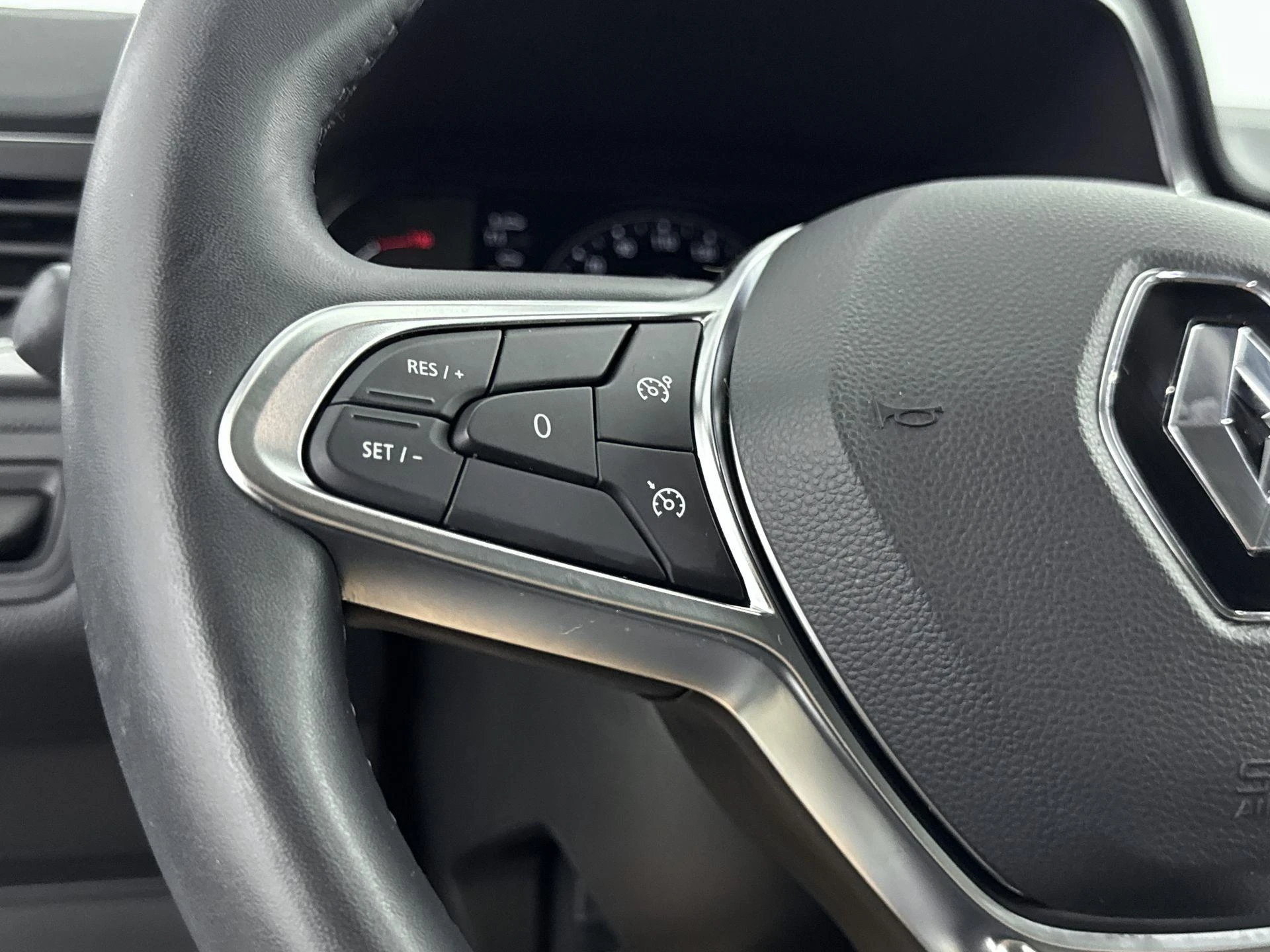 Renault-Captur-image-5