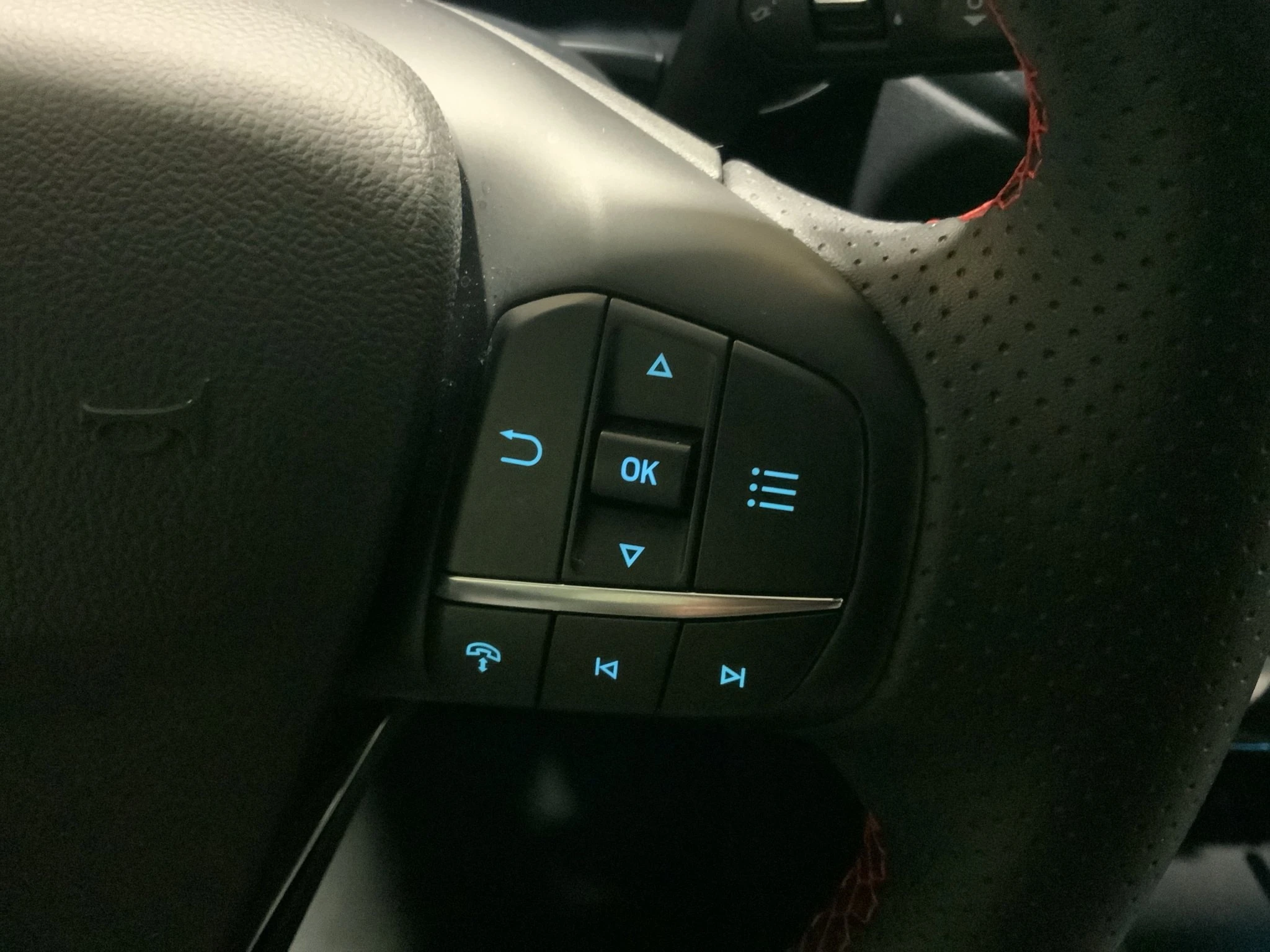 Ford-Kuga-image-18