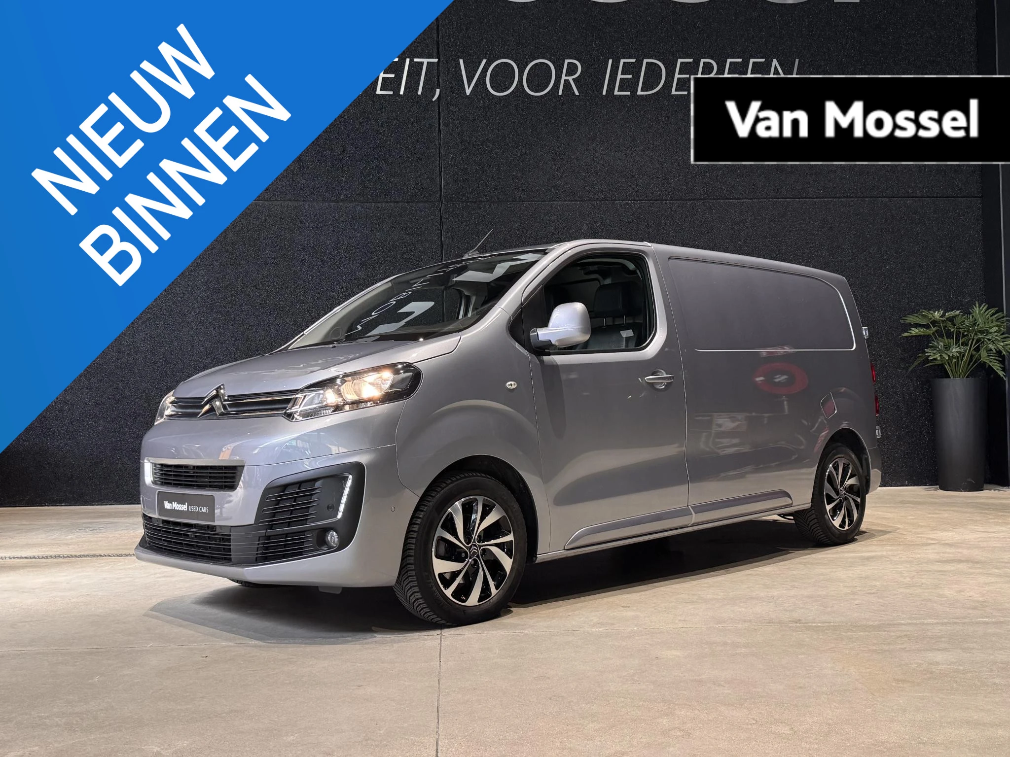 Citroën-Jumpy-image-0