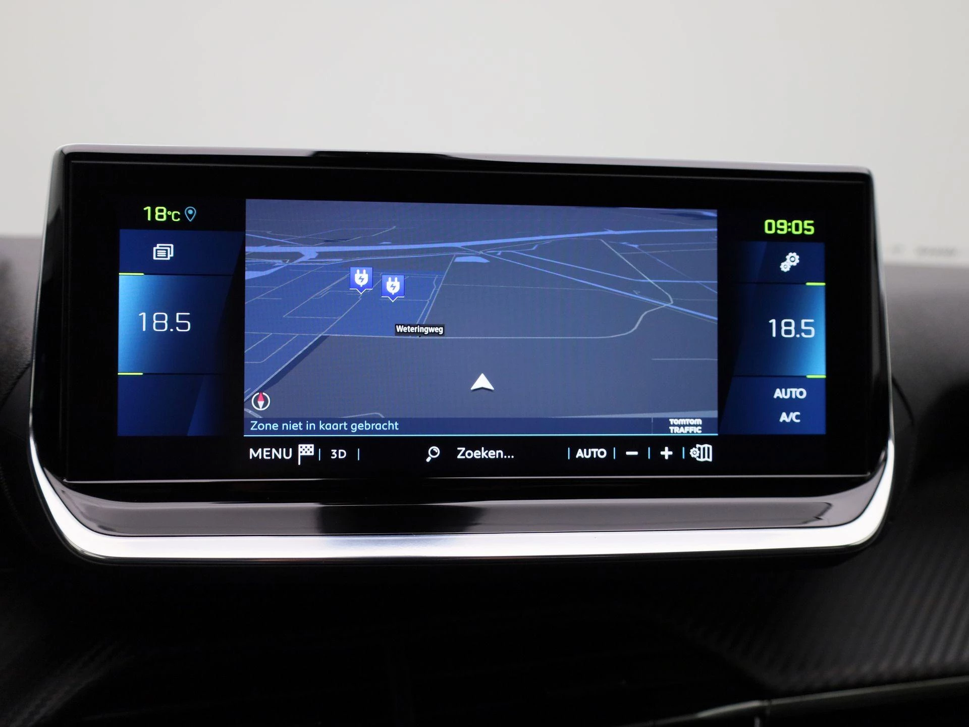 Peugeot-e-2008-image-23