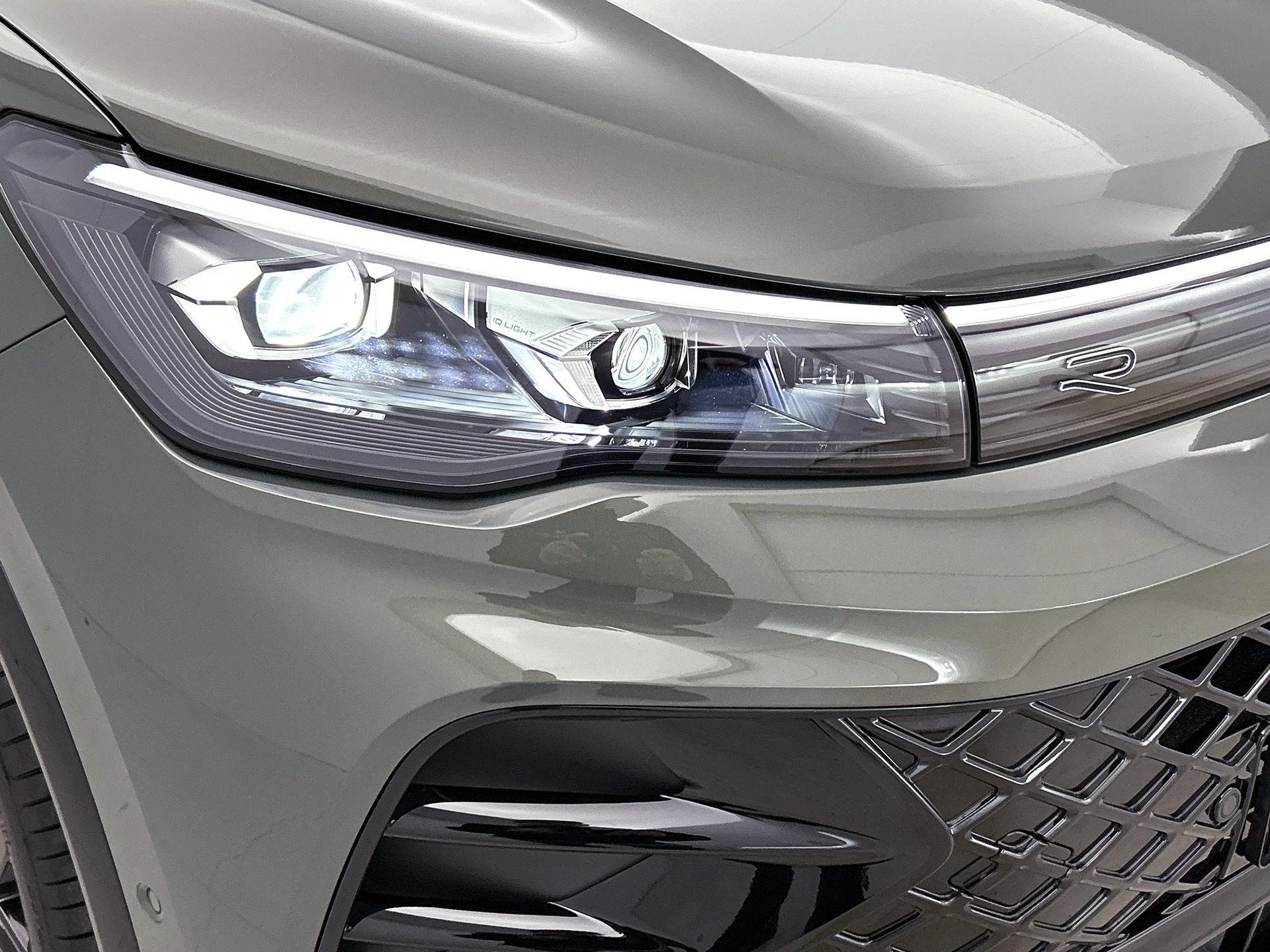 Volkswagen-Tiguan-image-36