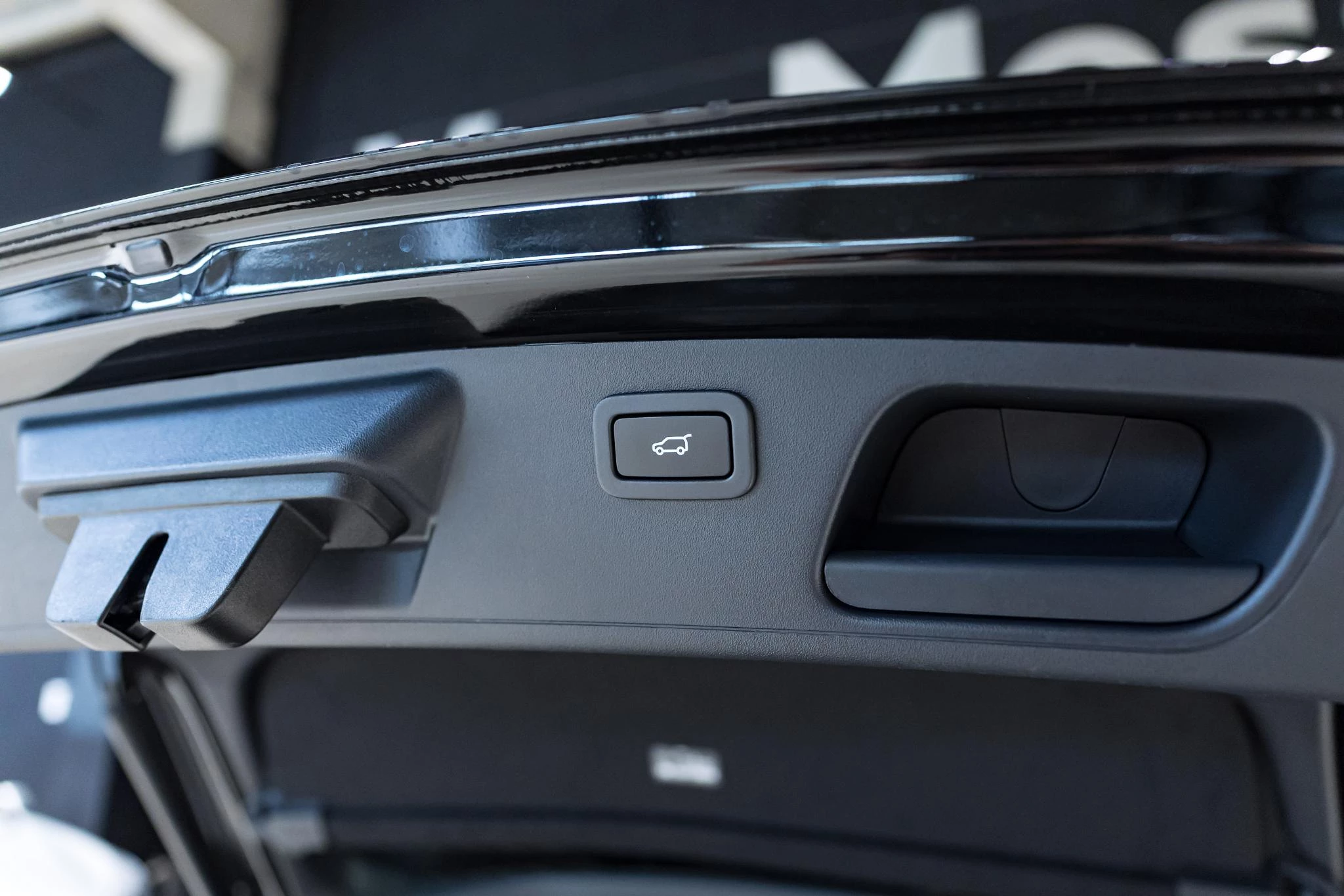 Jaguar-E-PACE-image-6