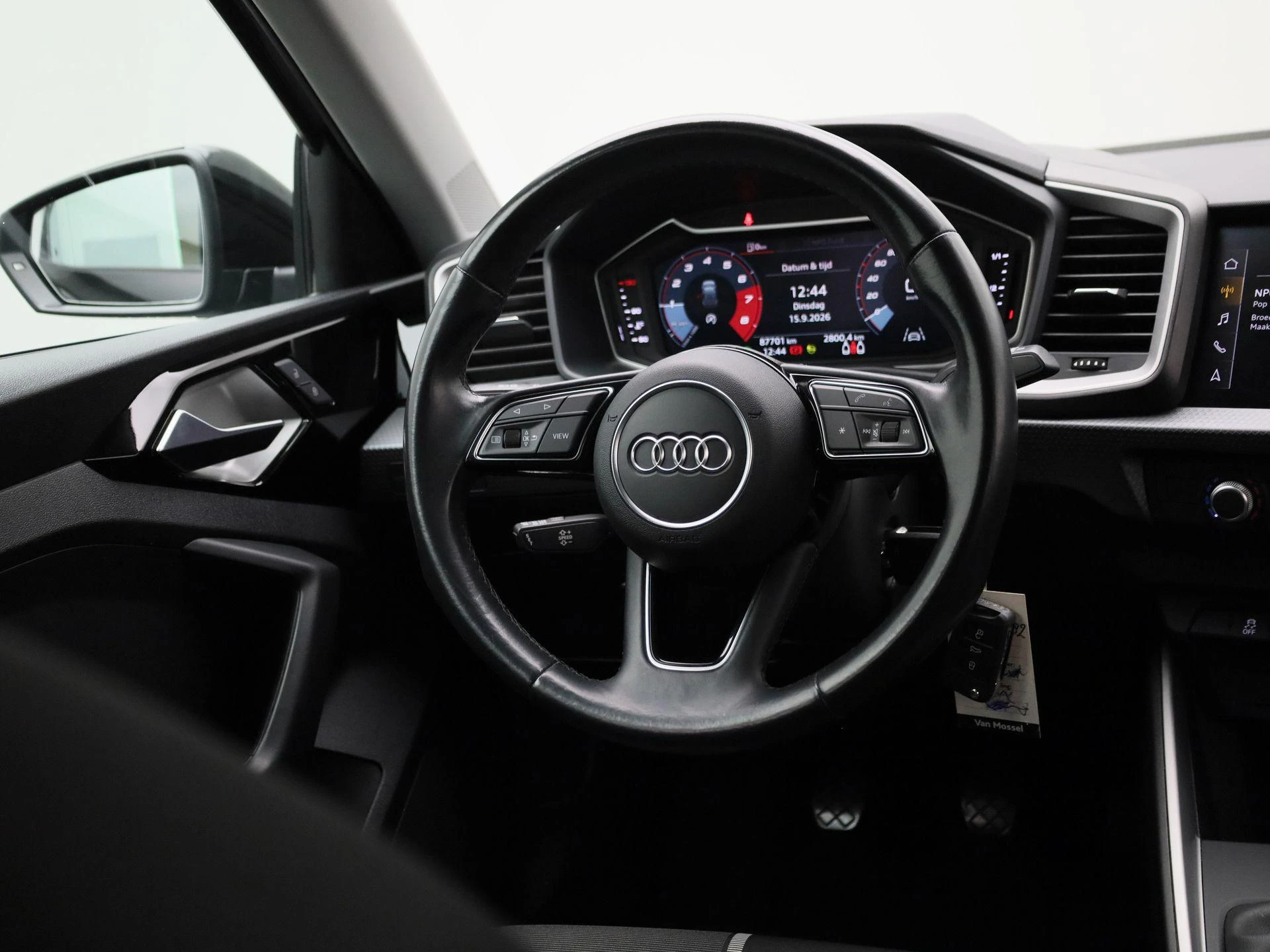 Audi-A1 Sportback-image-9