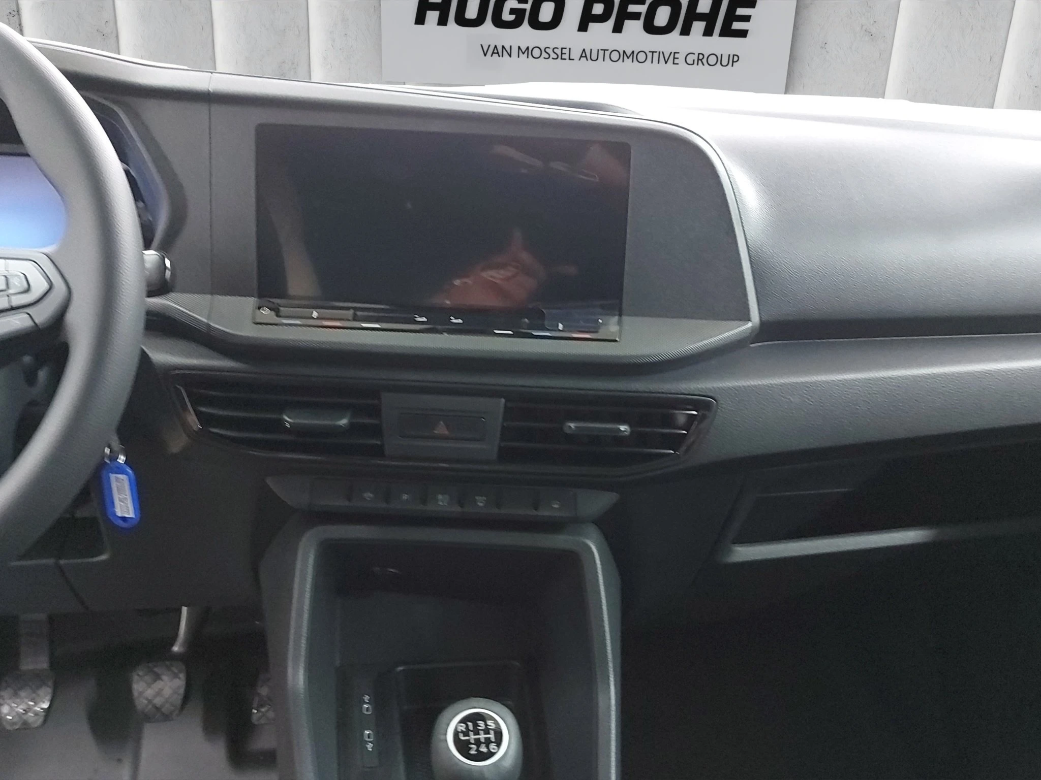Ford-Transit Connect-image-14