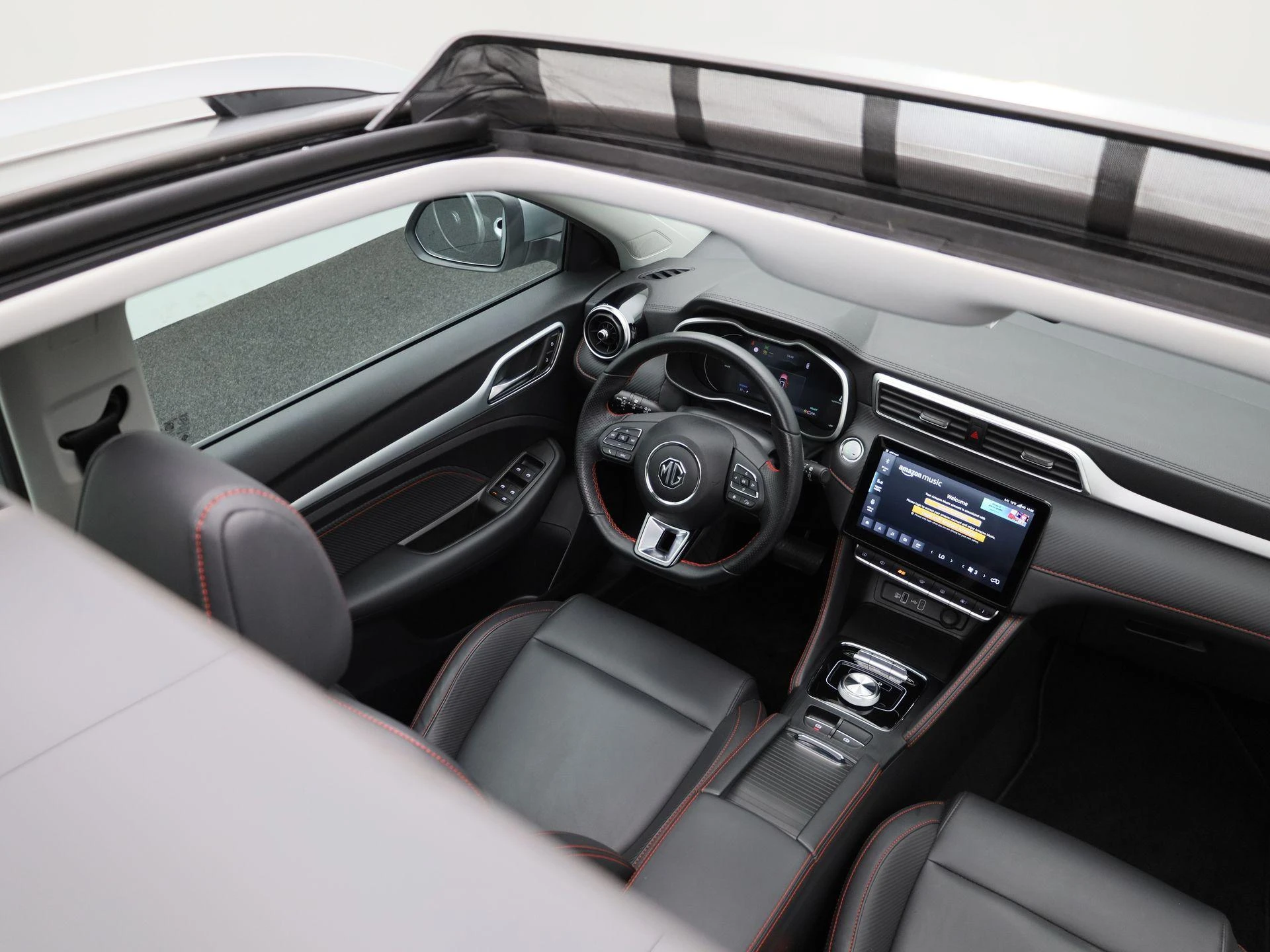 MG-ZS EV-image-40