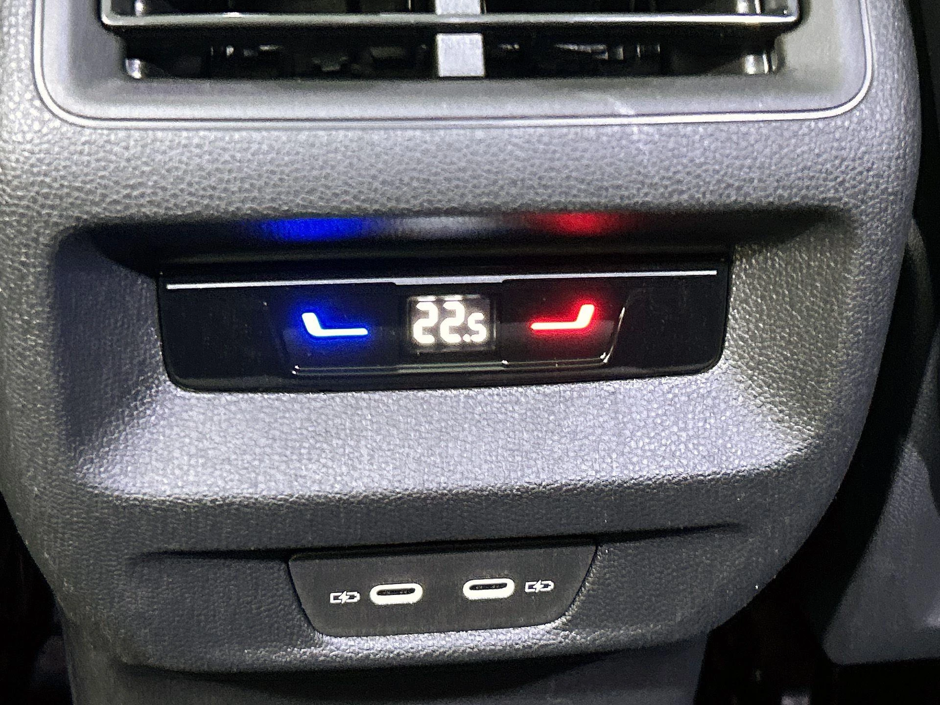 Volkswagen-Tayron-image-9