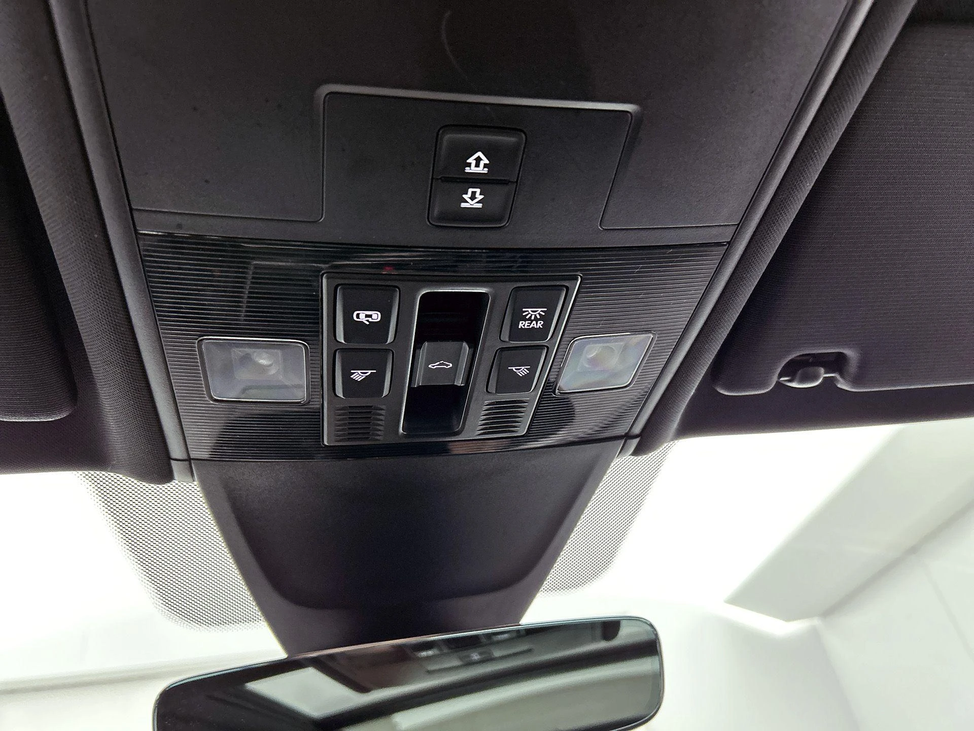 Volkswagen-Tiguan-image-13