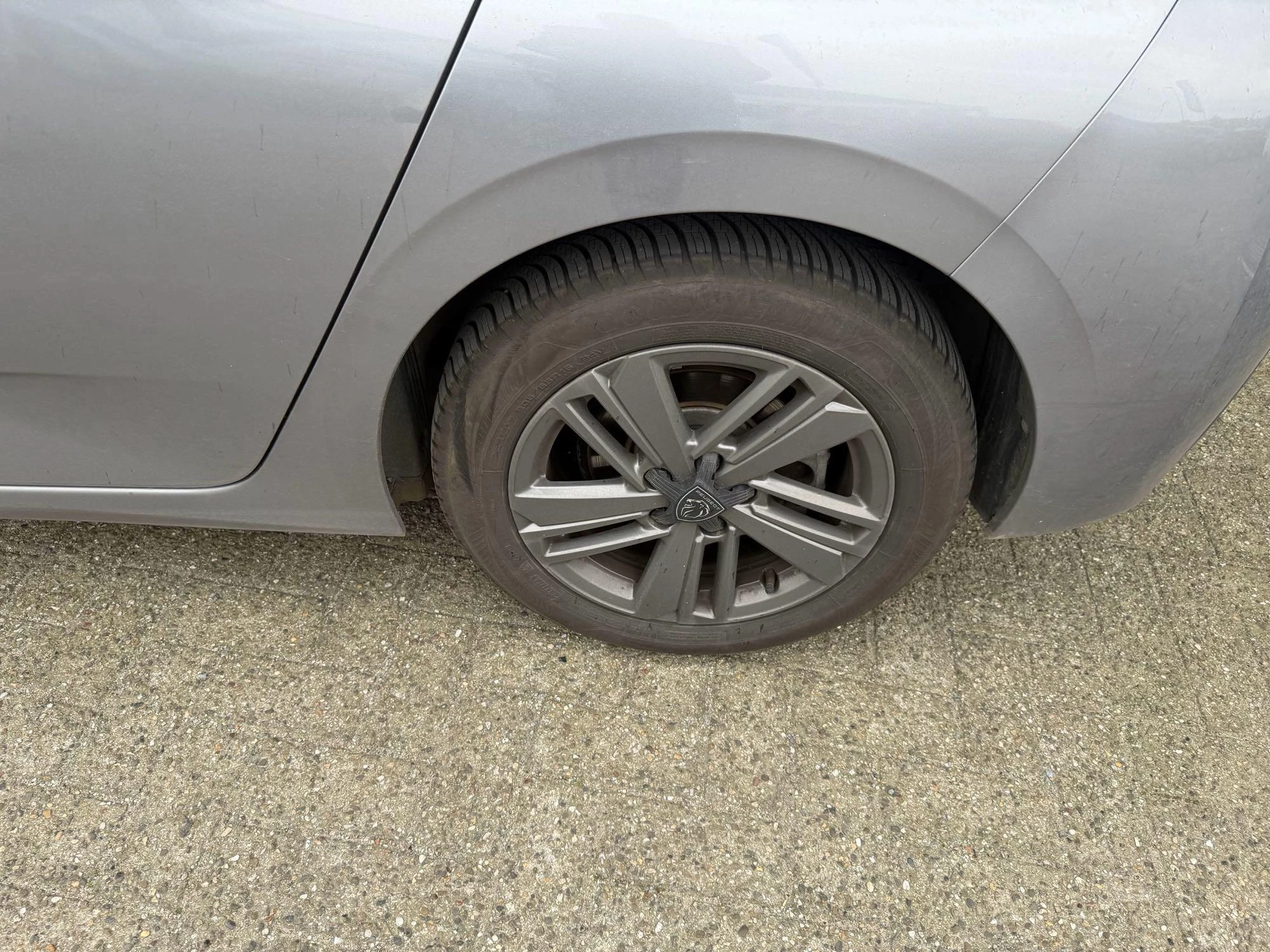 Peugeot 308 1.2 PureTech 130 S&S EAT8 Active Pack