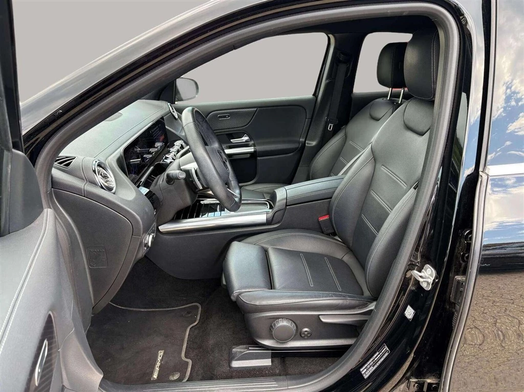 Mercedes-Benz-EQA-image-9