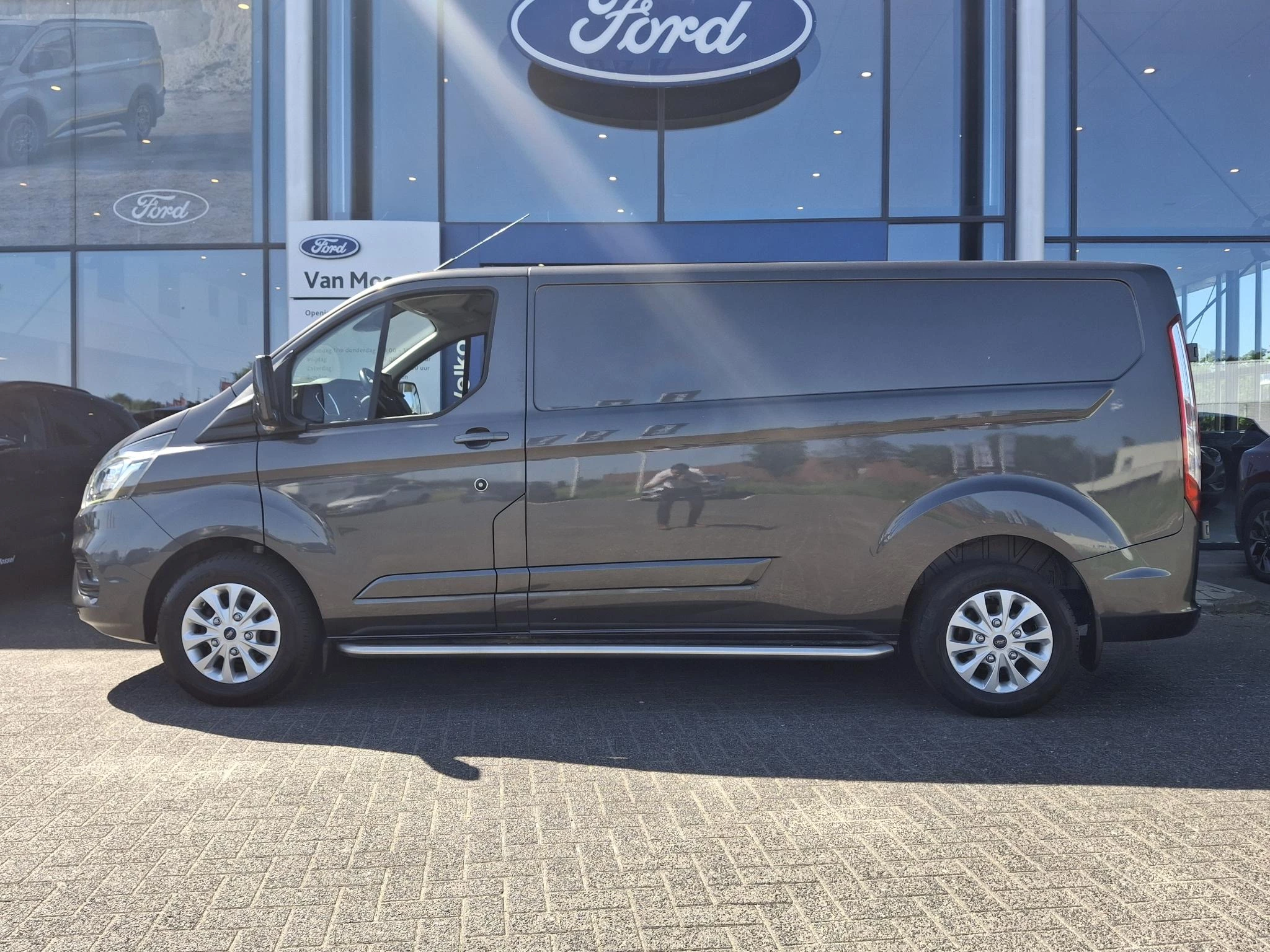 Ford Transit Custom 300 2.0 TDCI L2H1 Limited