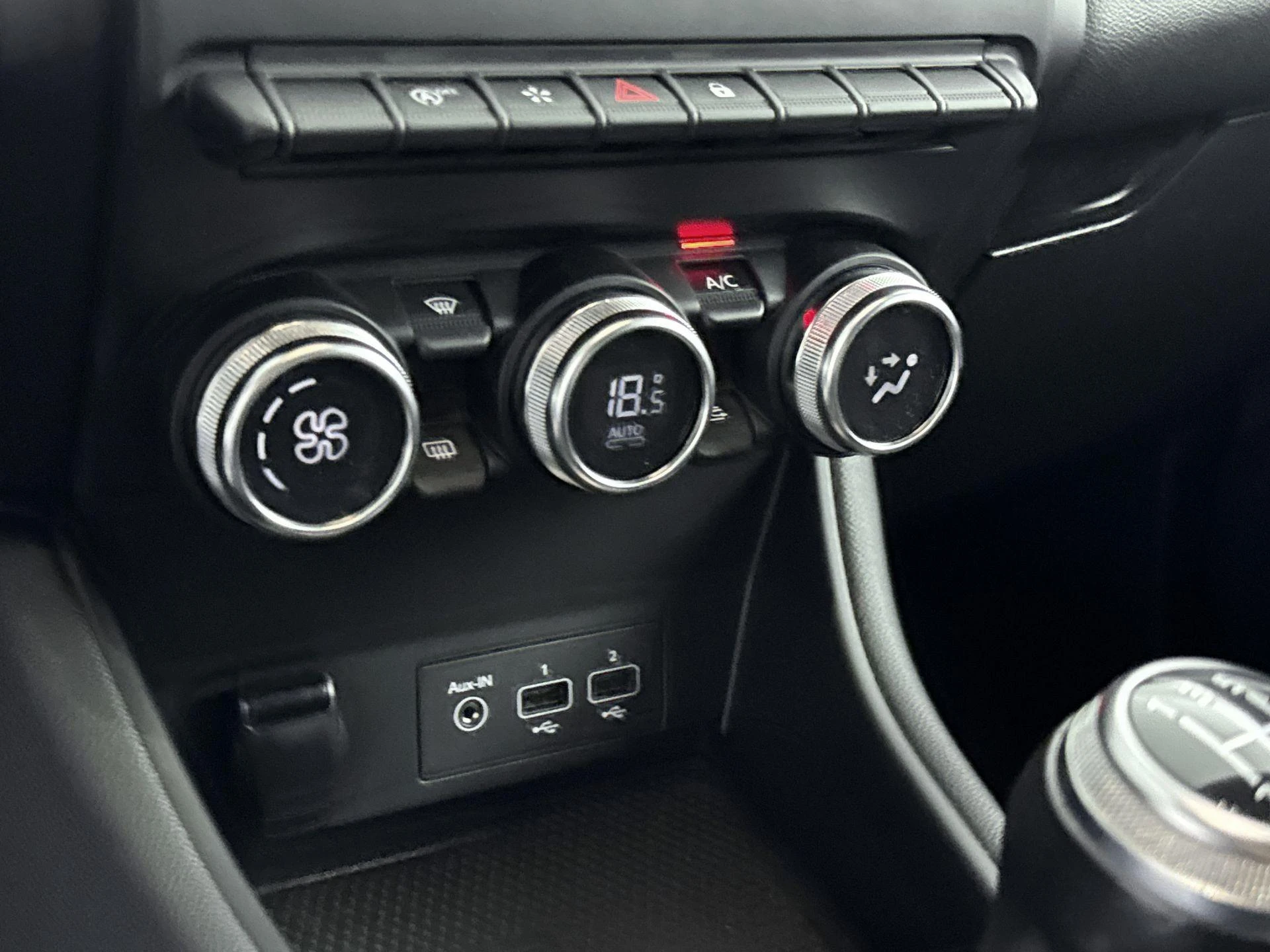 Renault-Captur-image-14
