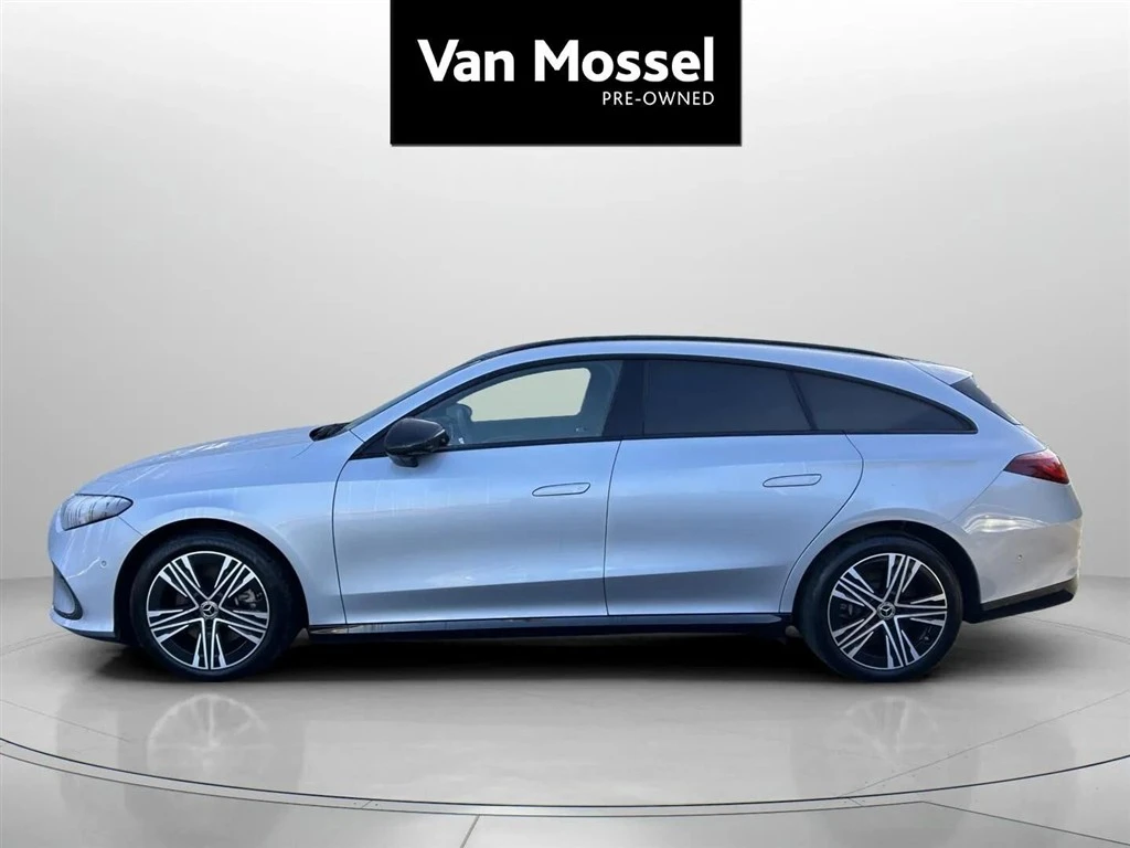 Mercedes-Benz-CLA-image-7