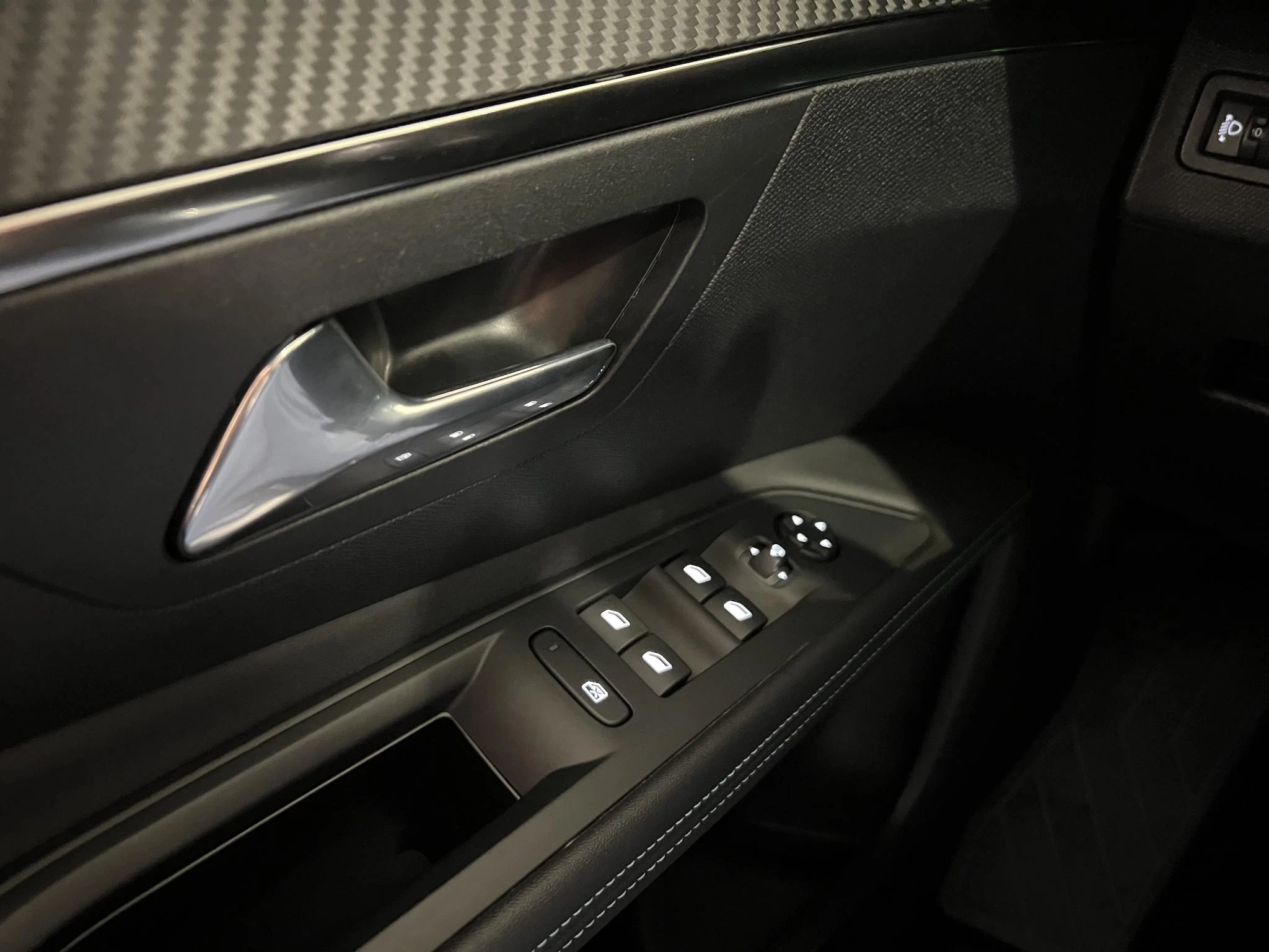 Peugeot-3008-image-19