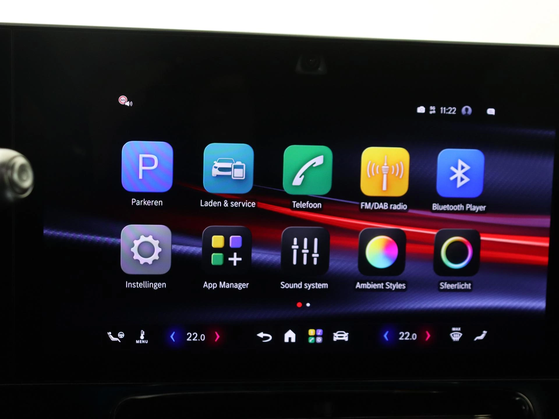 Mercedes-Benz-CLA-image-15