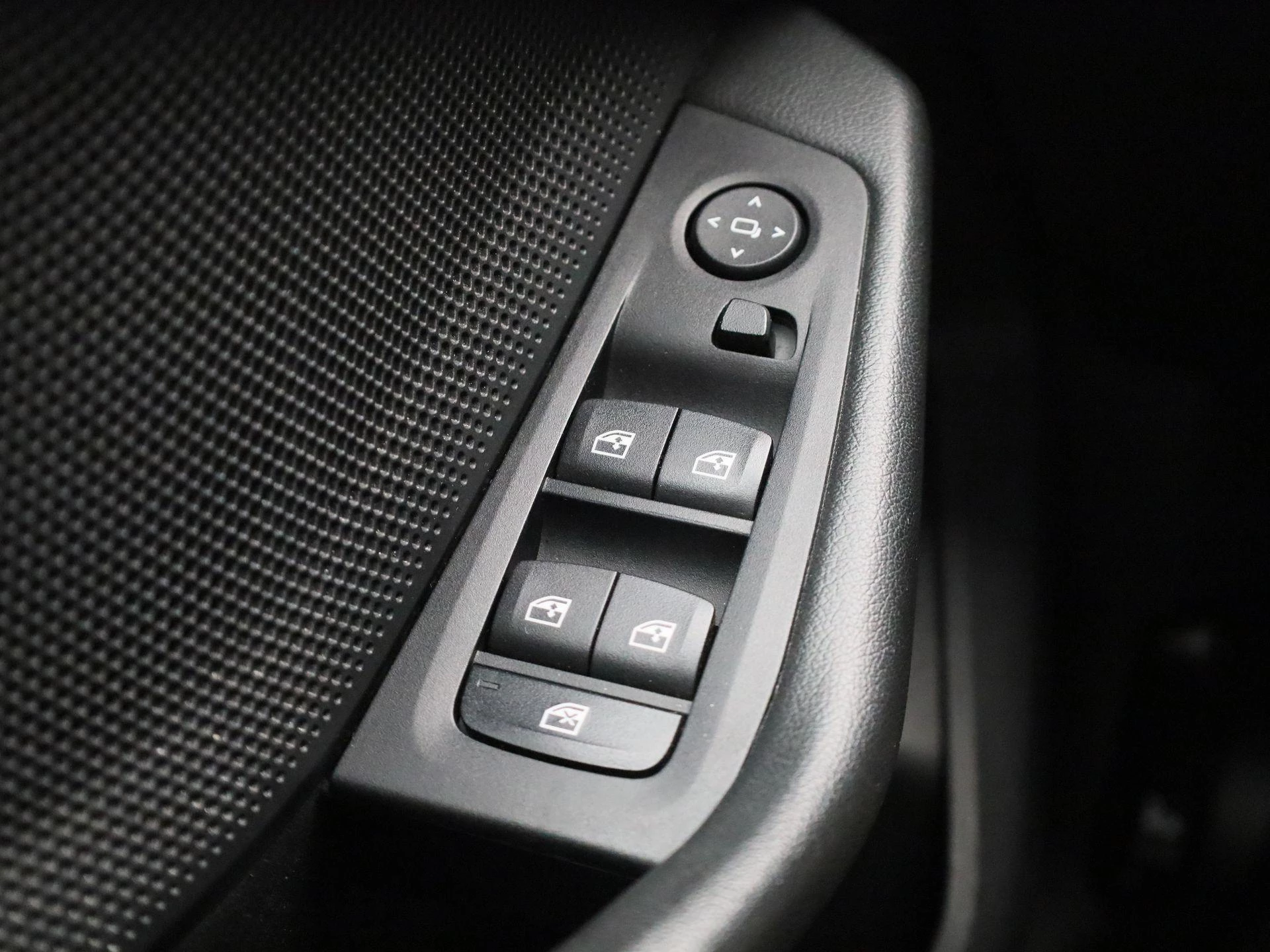 BMW 1 Reeks Hatch 116iA Carplay | Zetelverwarming | LED | Cruise
