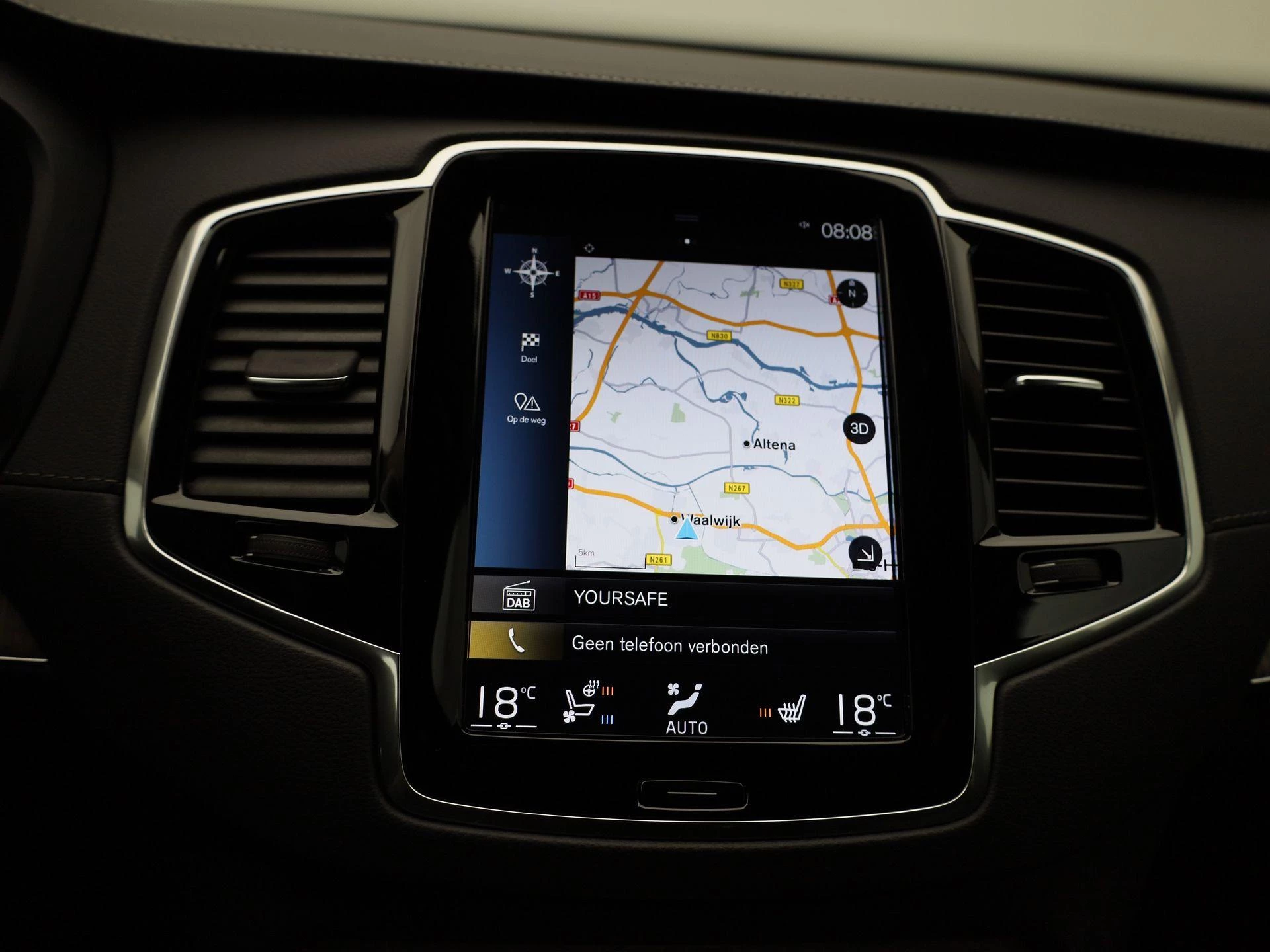 Volvo-XC90-image-18