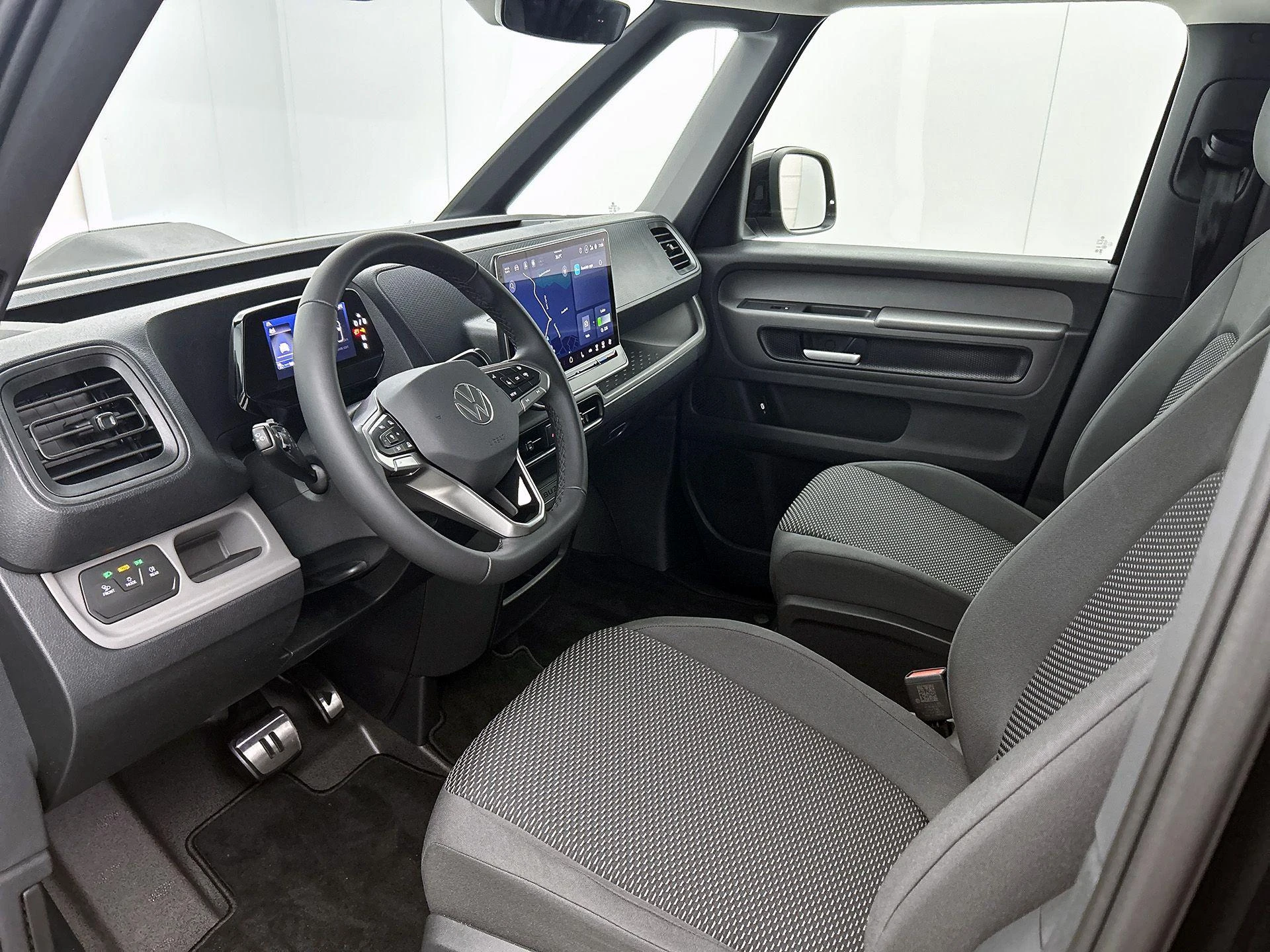 Volkswagen-ID. Buzz Cargo-image-15