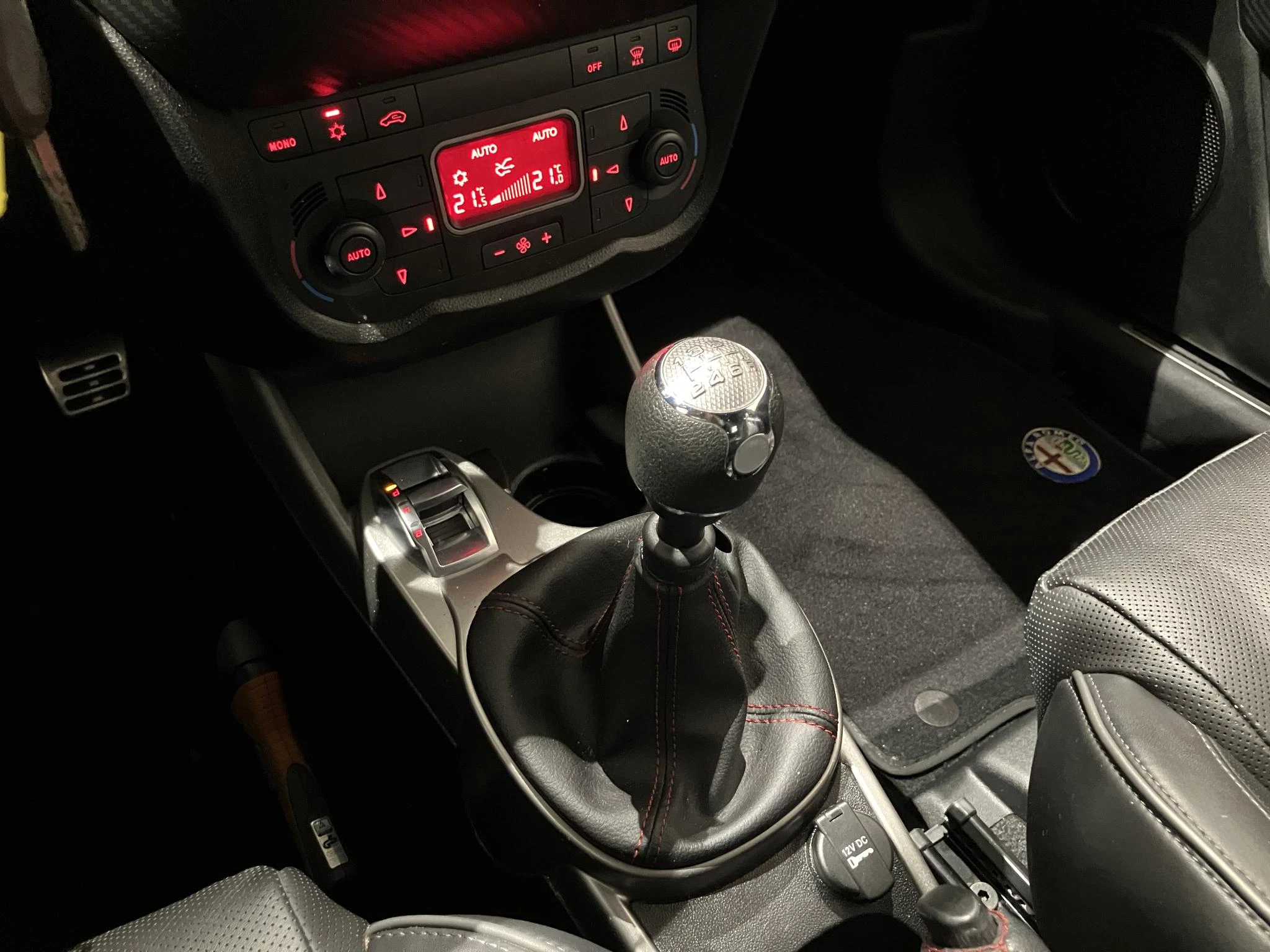 Alfa Romeo-MiTo-image-28