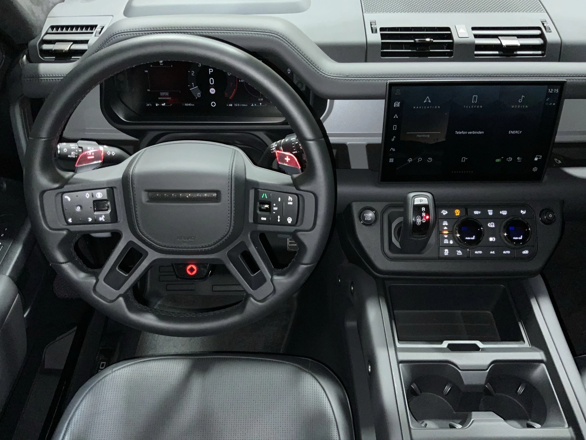 Land Rover Defender 110 P635 OCTA