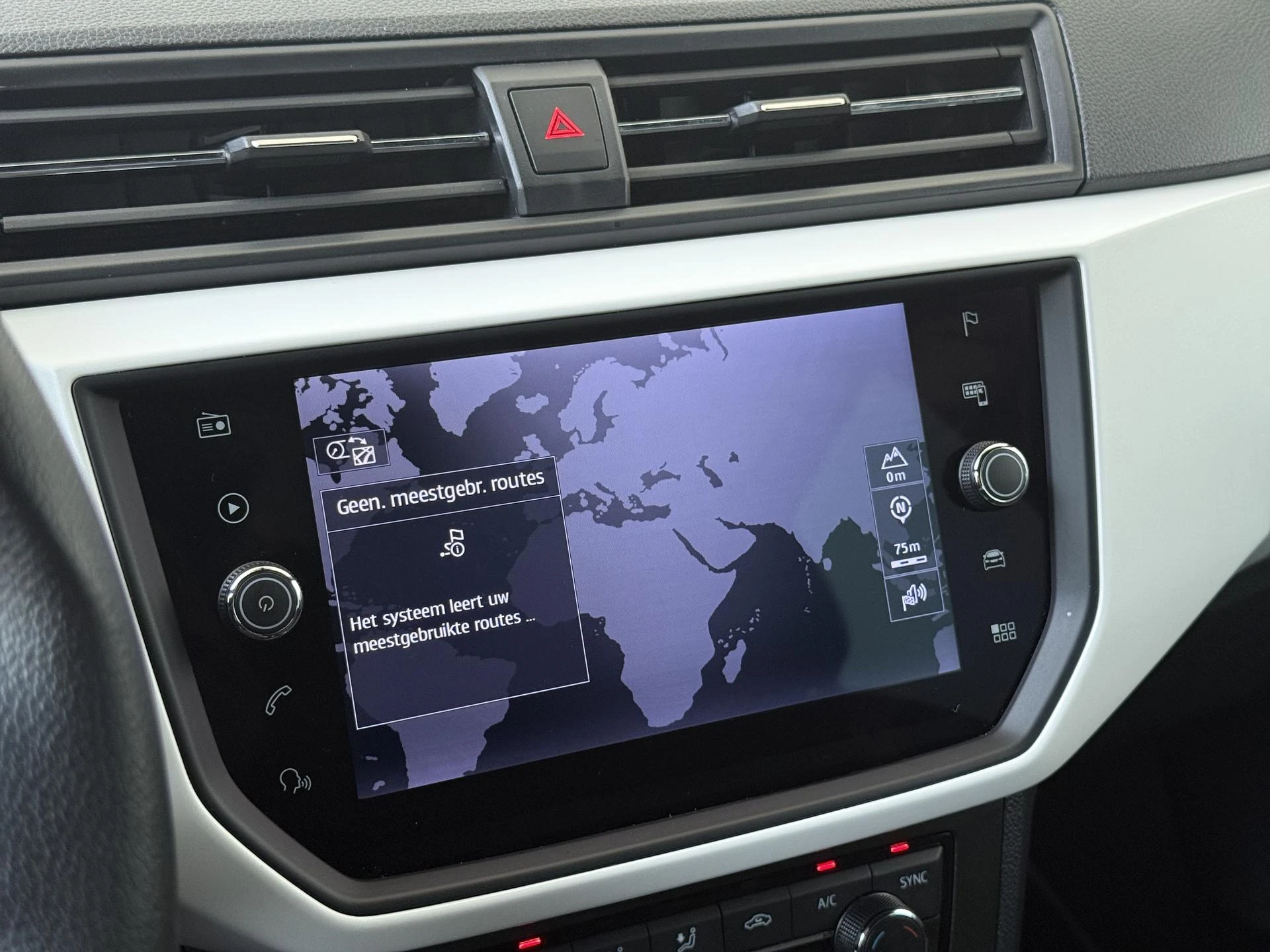 SEAT-Arona-image-17