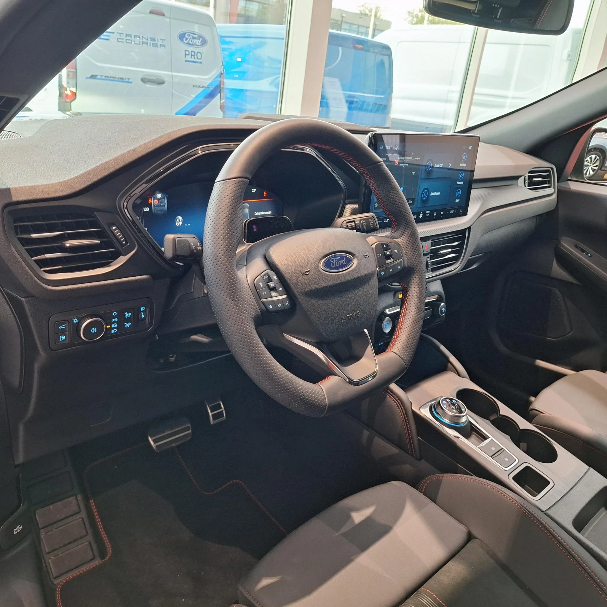 Ford-Kuga-image-25