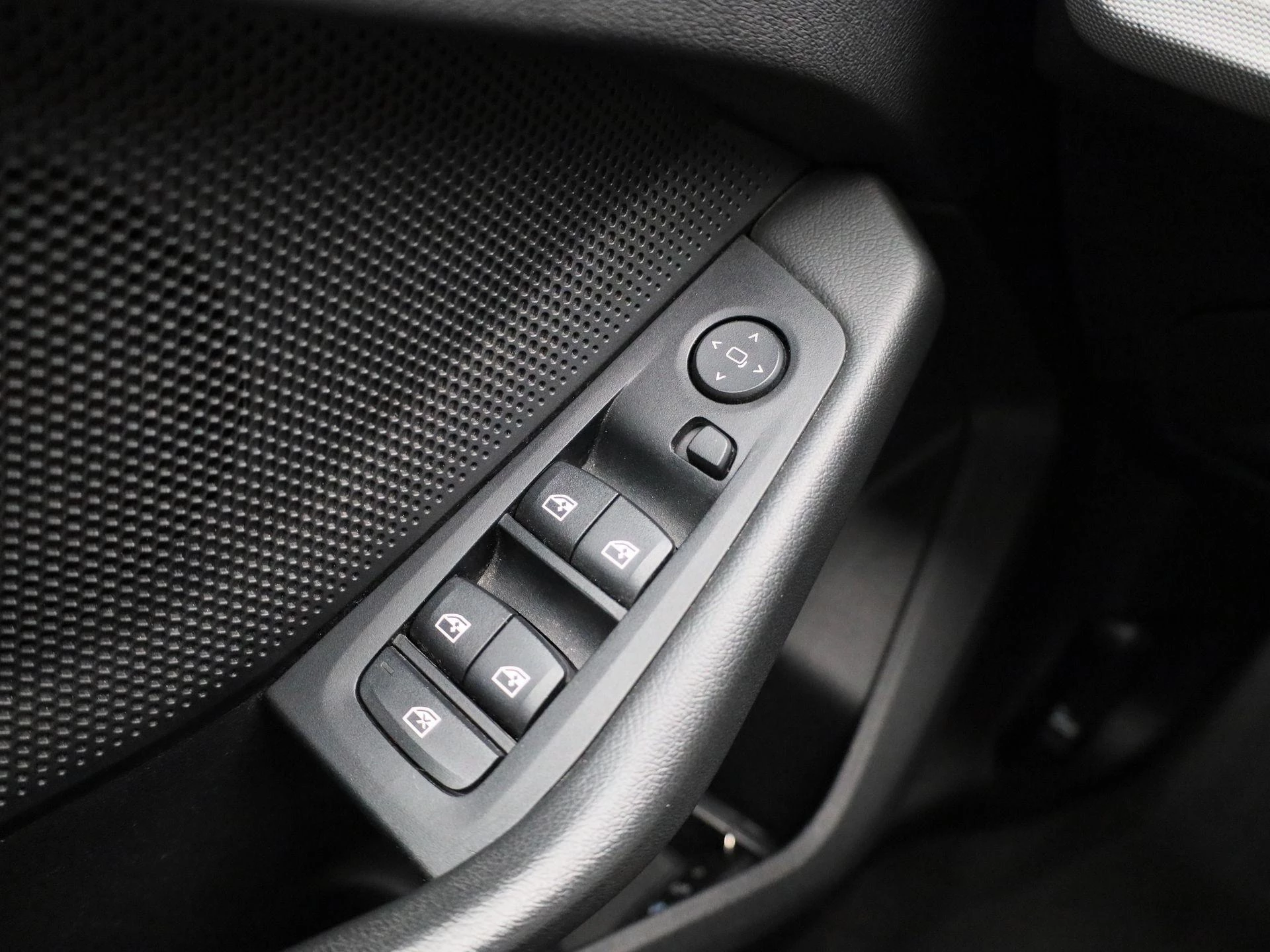 BMW-1 Serie-image-22