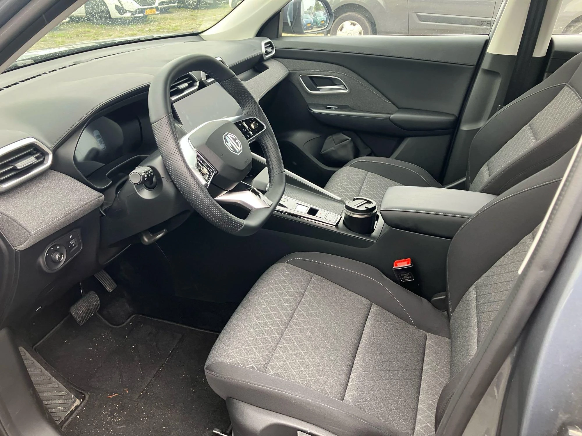 MG-ZS-image-9