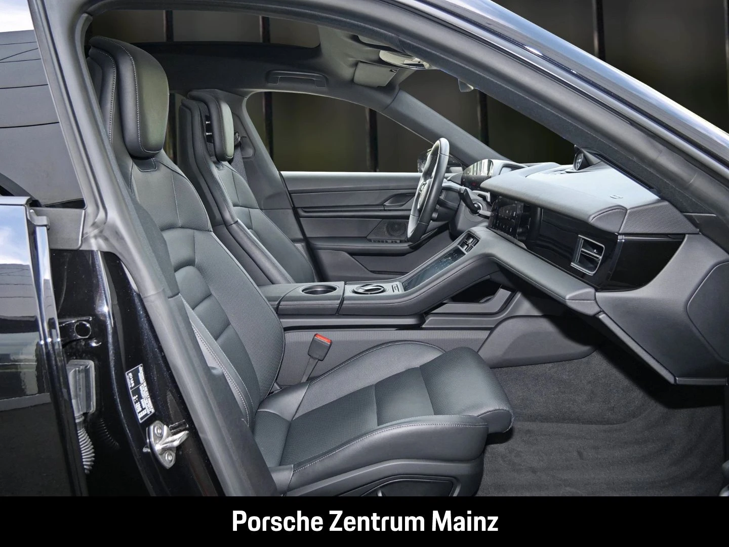 Porsche-Taycan-image-20