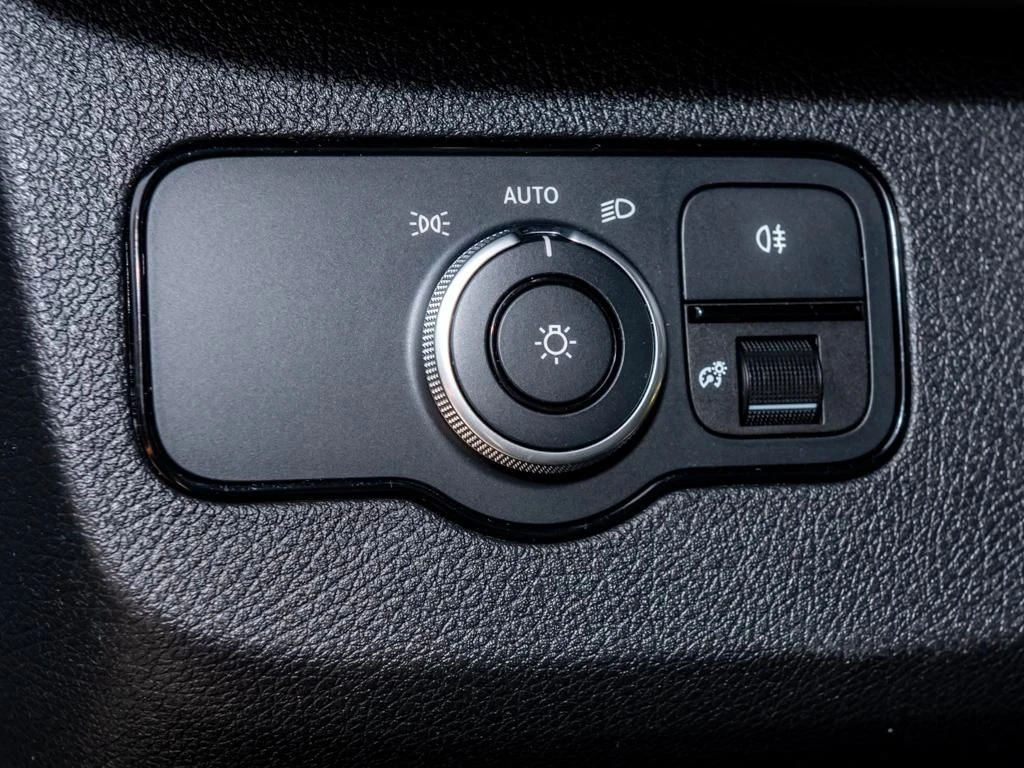 Mercedes-Benz-Sprinter 317-image-12