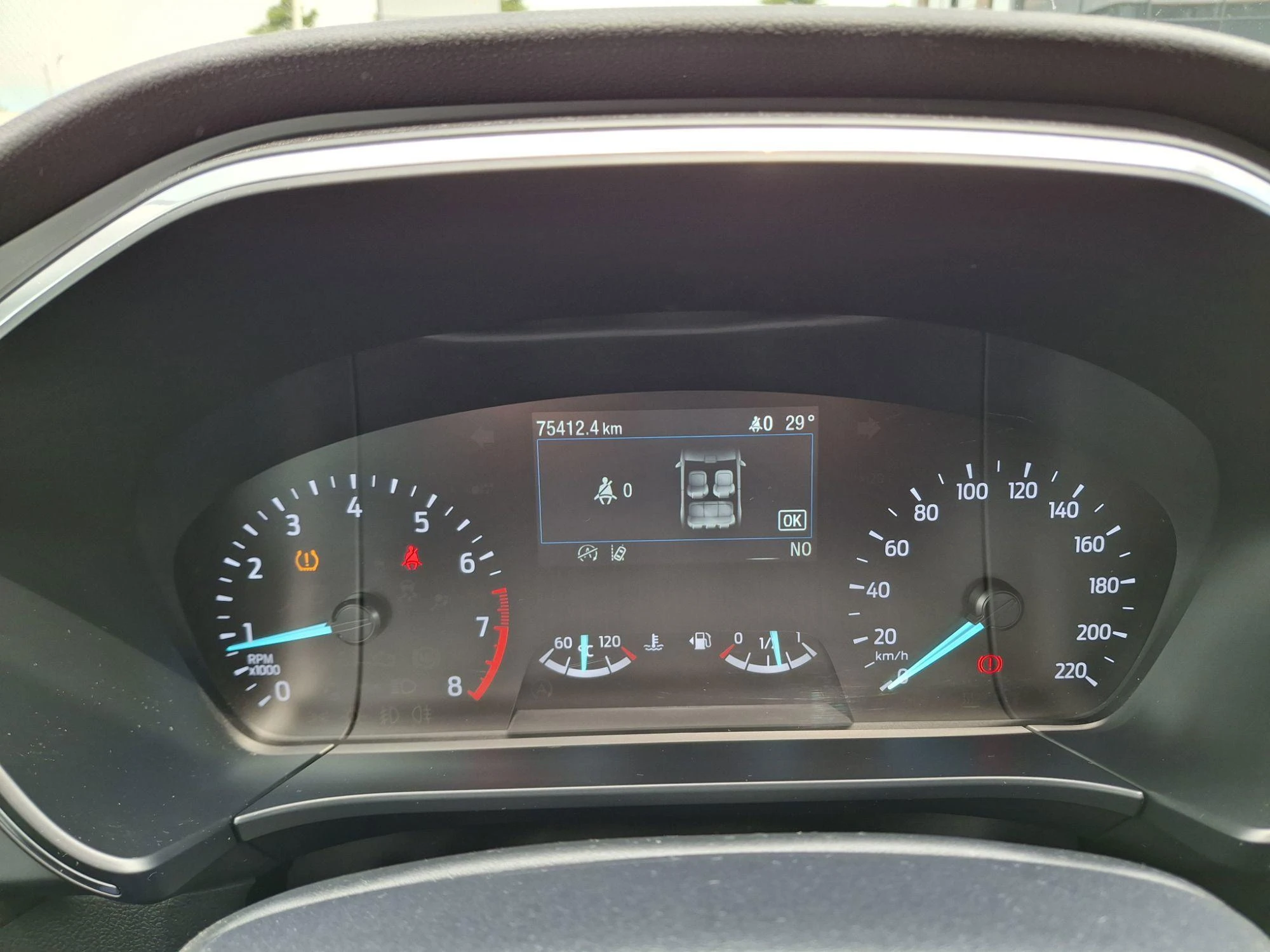 Ford-Kuga-image-13