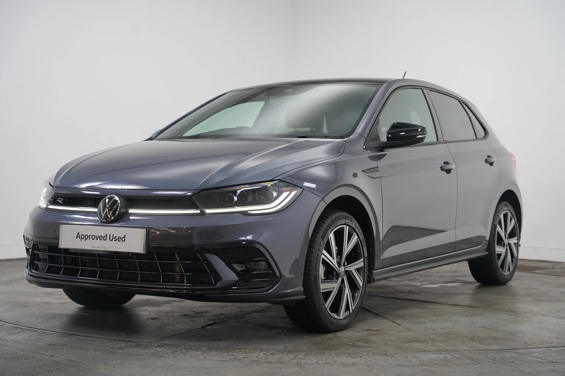 Volkswagen-Polo-image-37