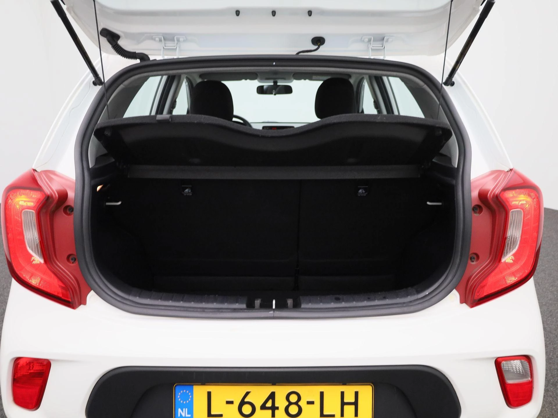 Kia-Picanto-image-10