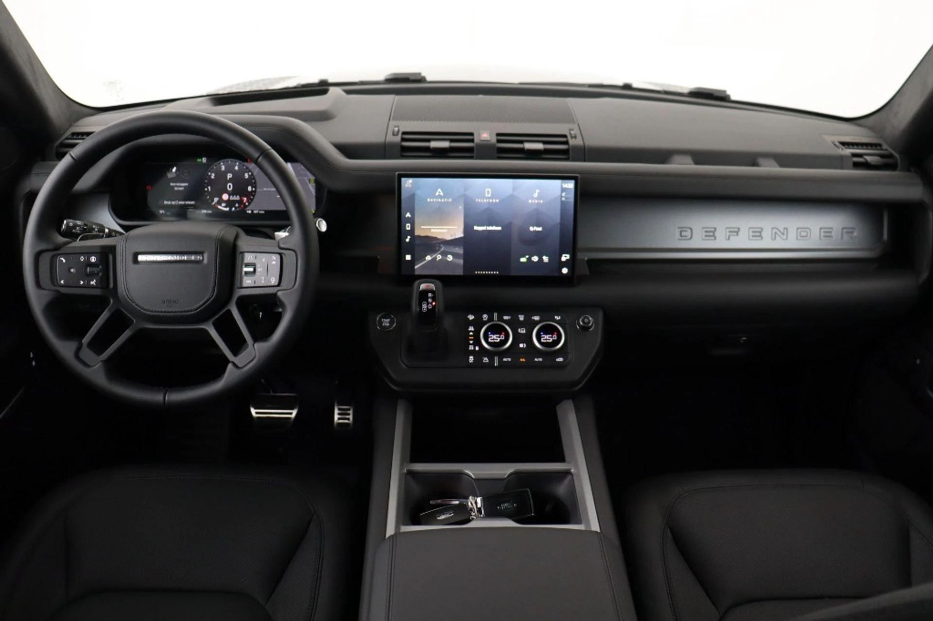 Land Rover-Defender-image-8