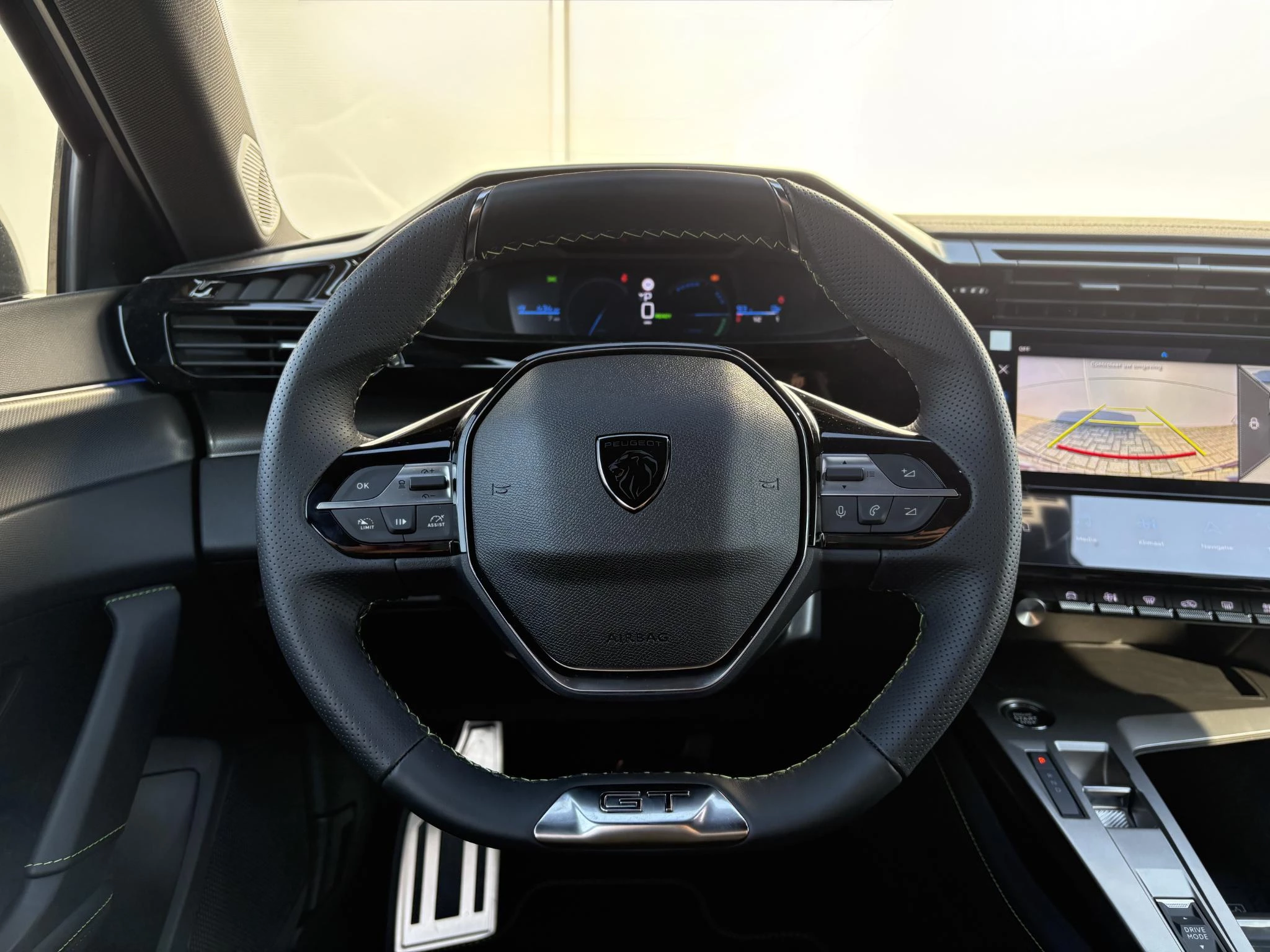 Peugeot-408-image-11