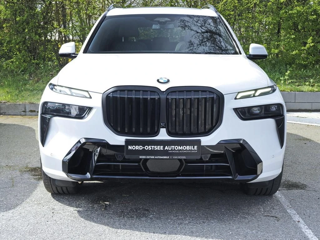 BMW-X7-image-2