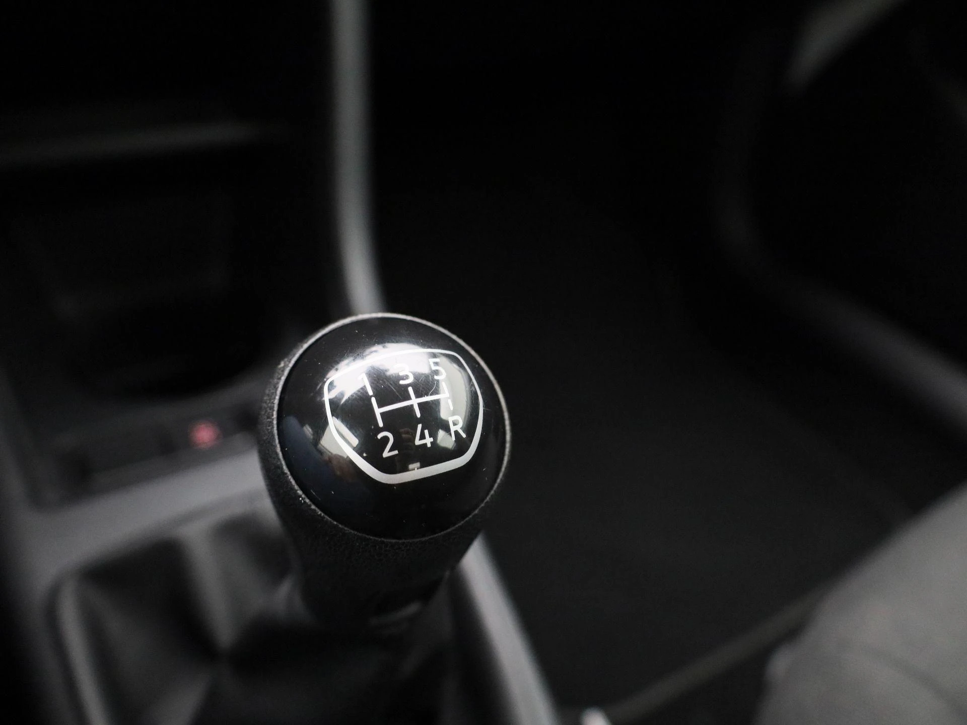 Volkswagen-up!-image-19