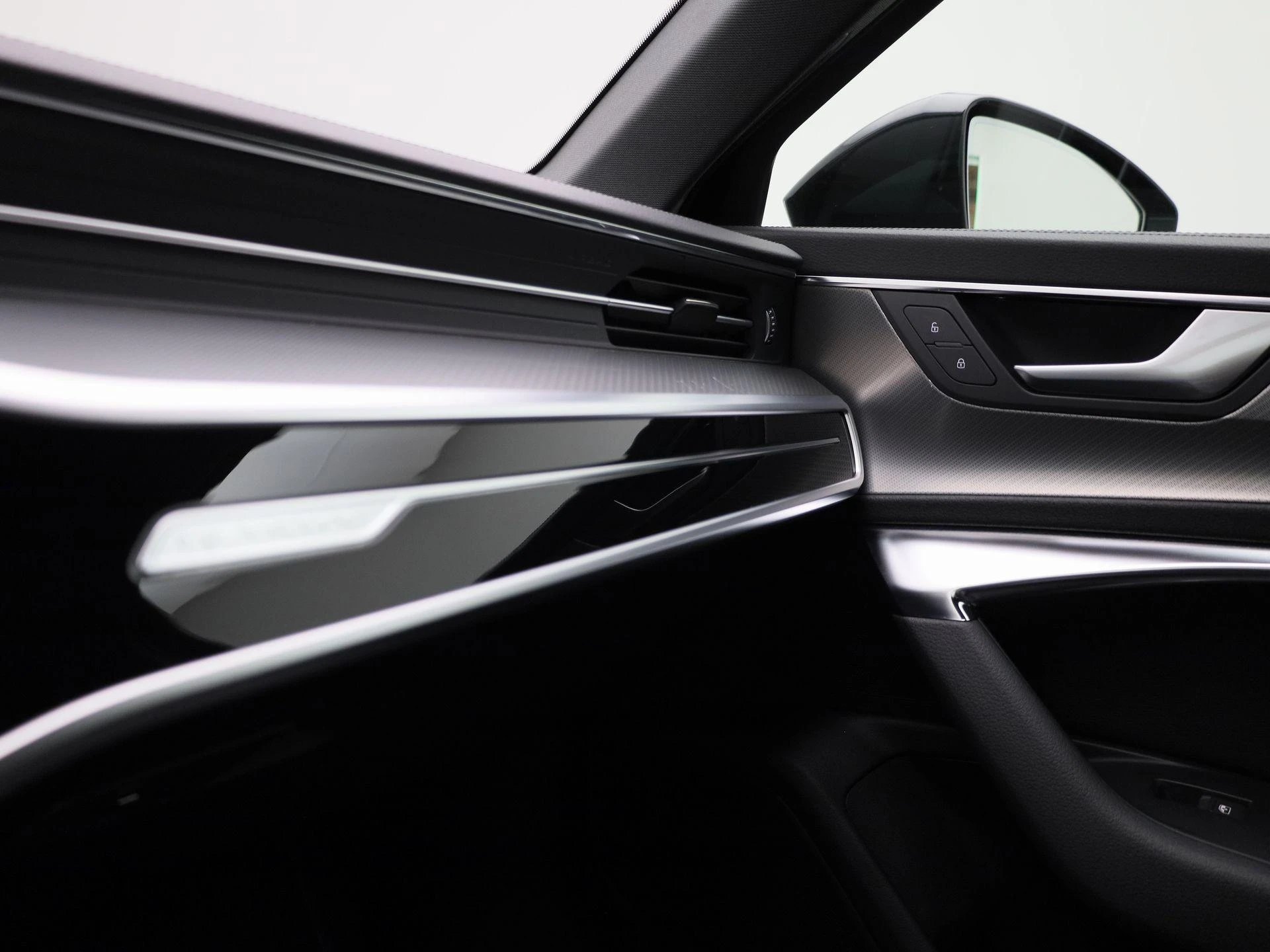 Audi-A6-image-24