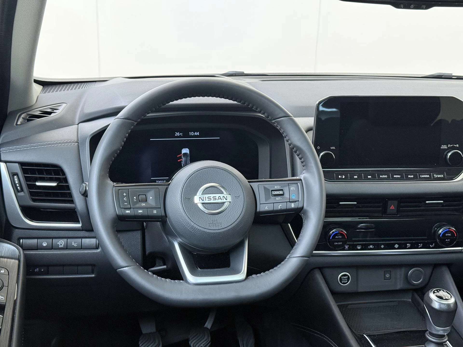 Nissan-QASHQAI-image-9