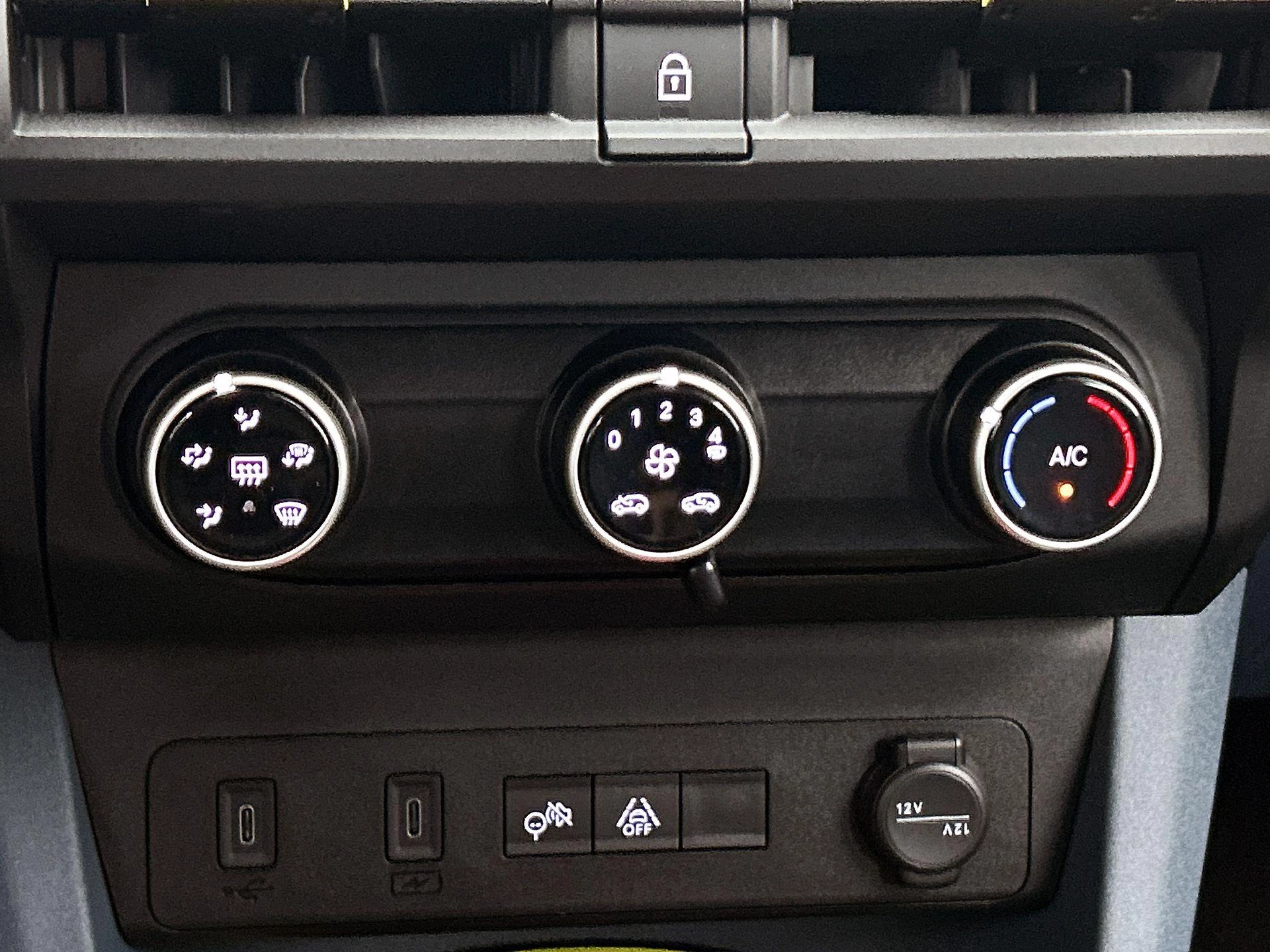 Fiat Grande Panda 1.2 Hybrid ICON