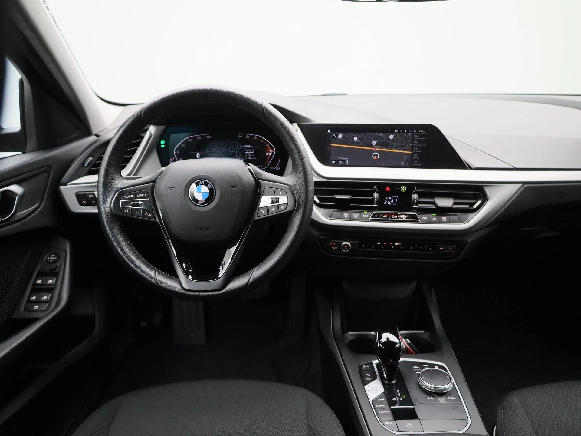 BMW-1 Reeks-image-6