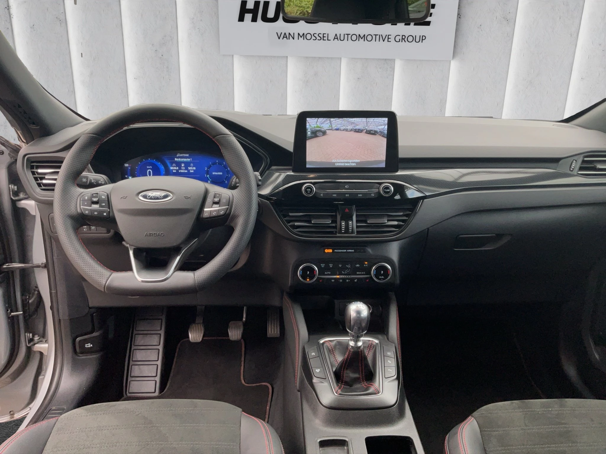 Ford Kuga ST-Line X*PANO*AHK*KAM*ACC*NAVI*SOUND-SYS.